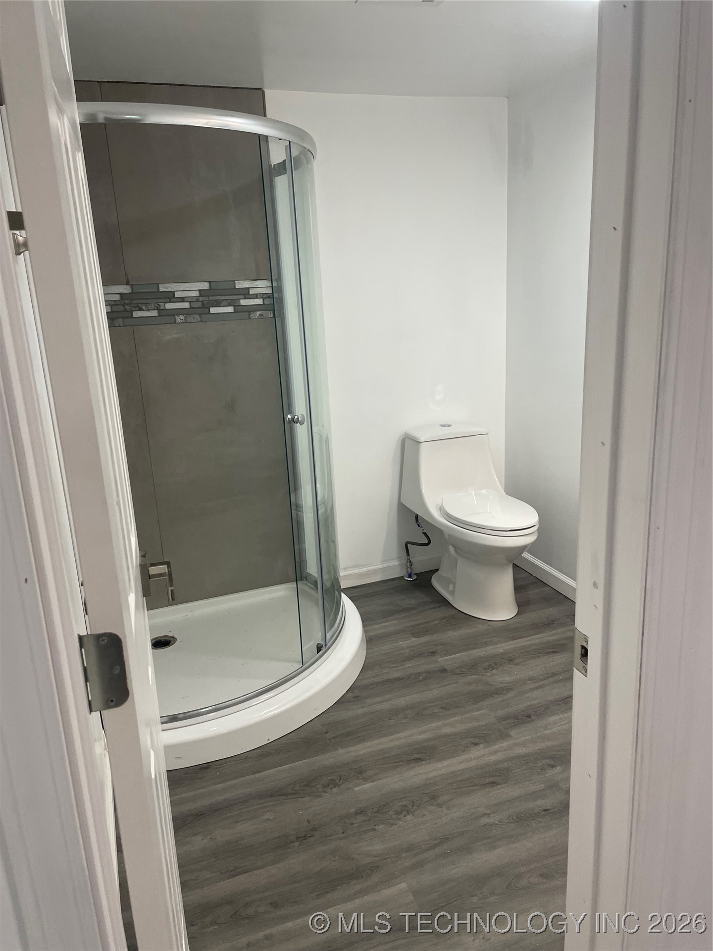 1128 S Quaker Avenue Property Photo 11