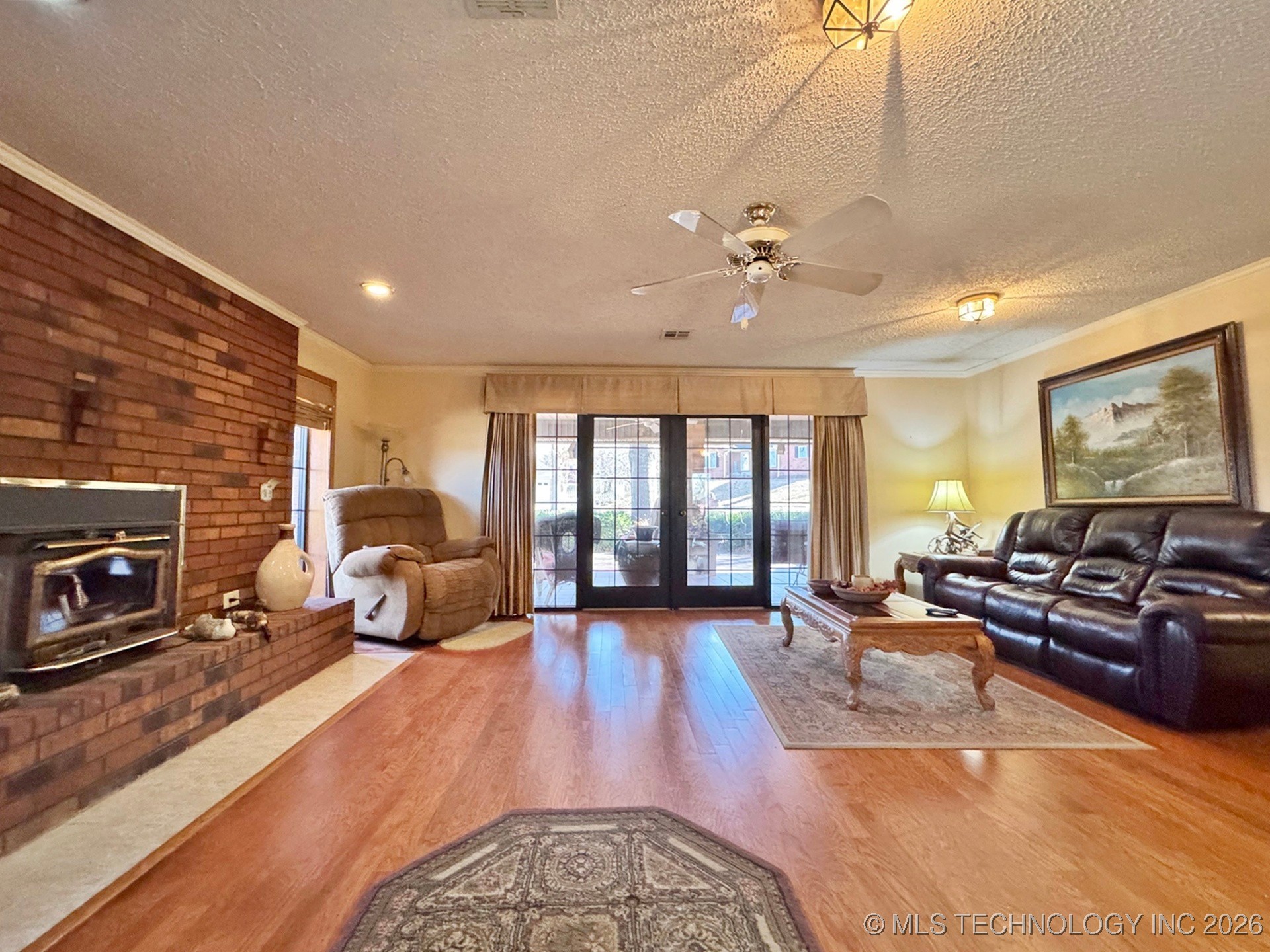 99 Greentree Drive Property Photo 8