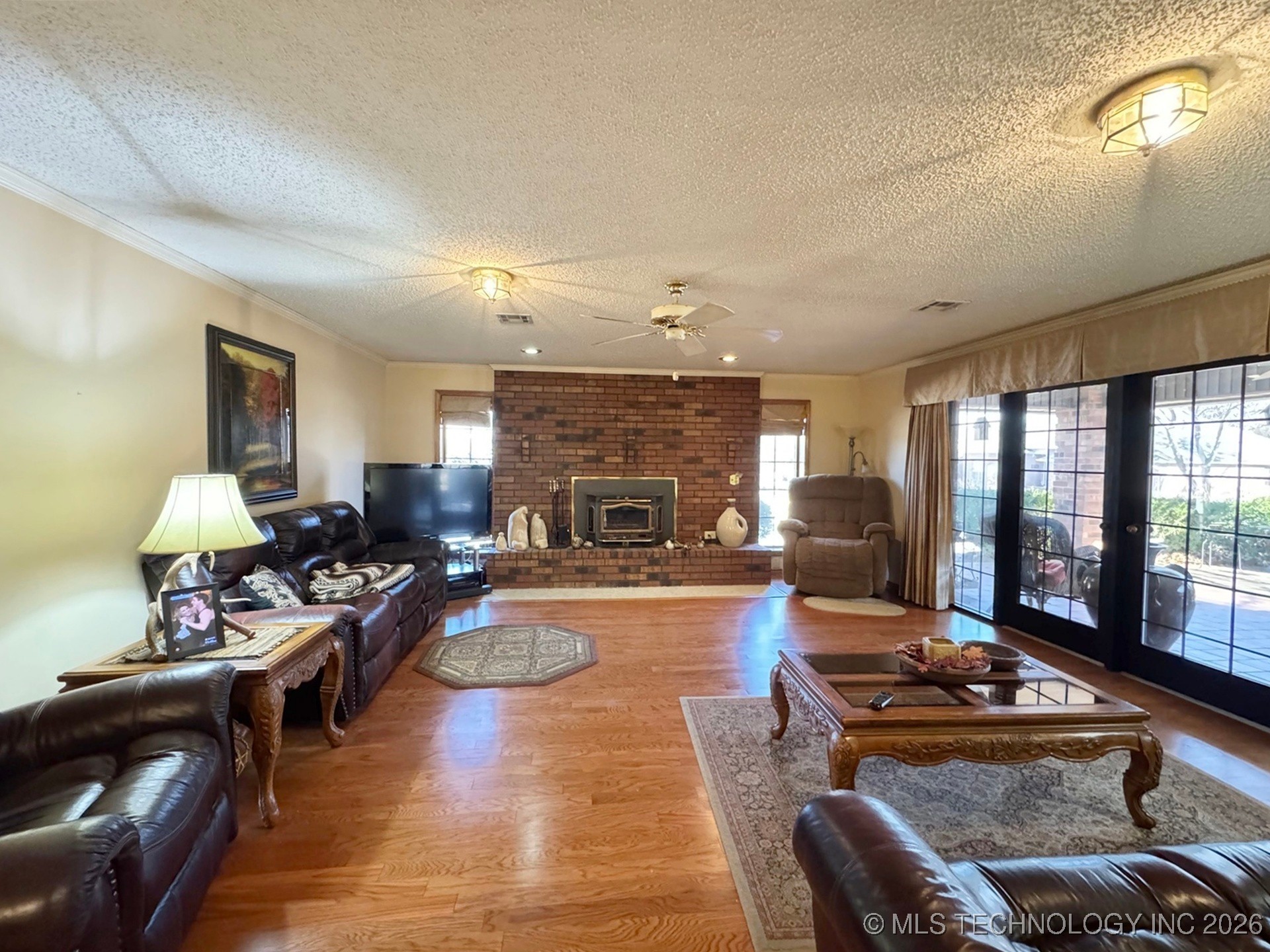 99 Greentree Drive Property Photo 10