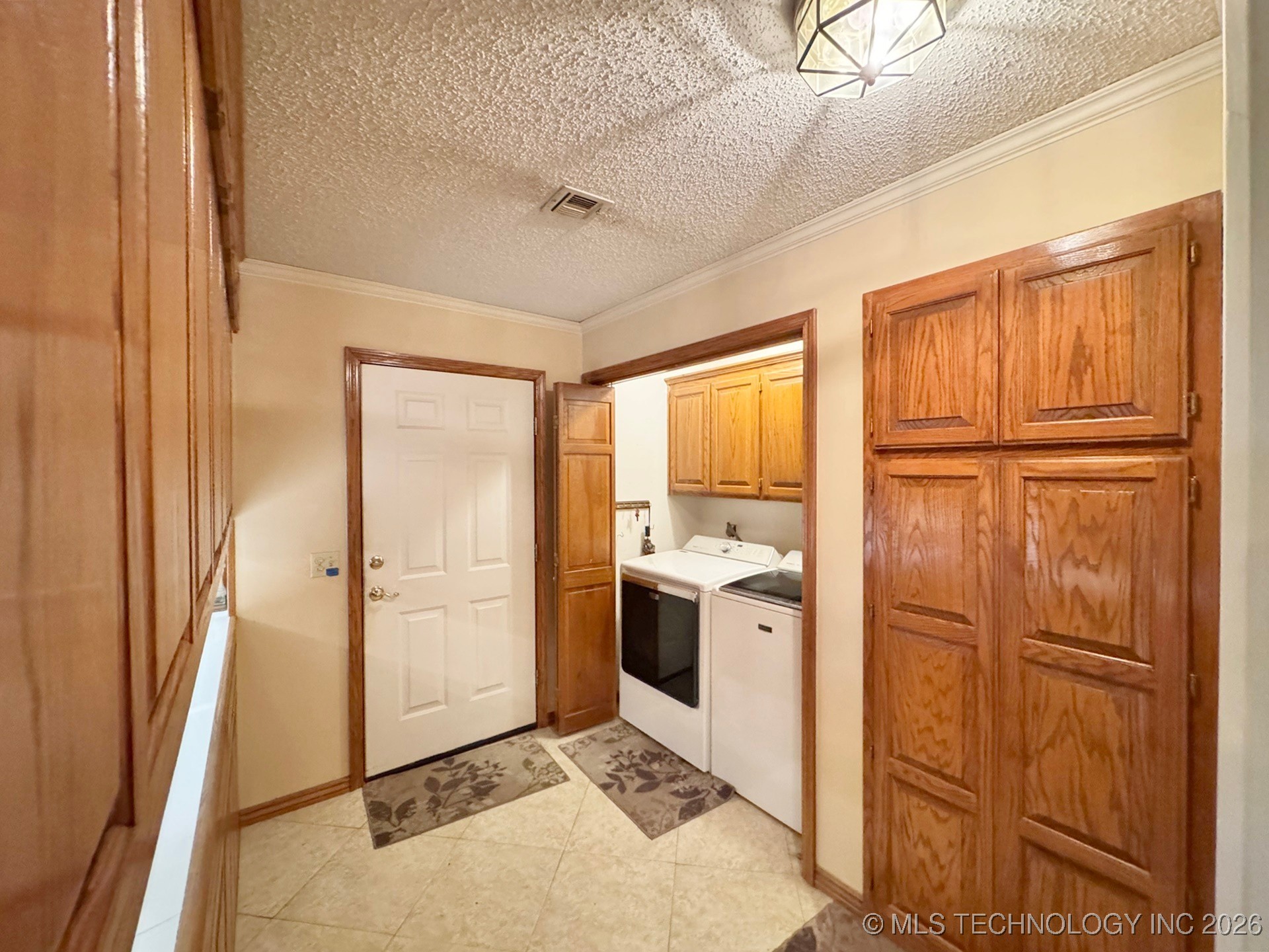 99 Greentree Drive Property Photo 19