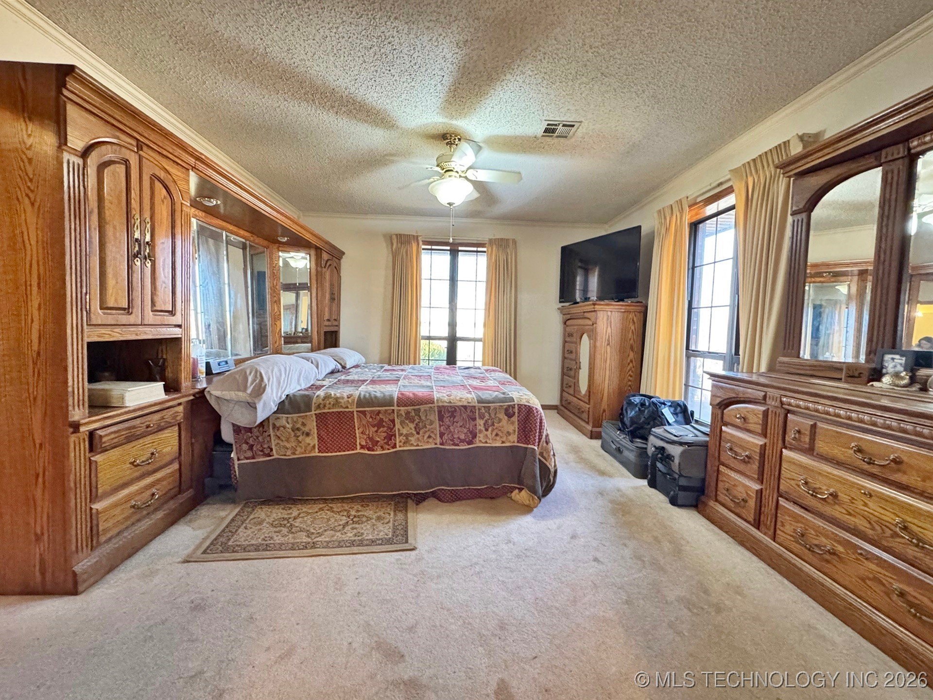 99 Greentree Drive Property Photo 23