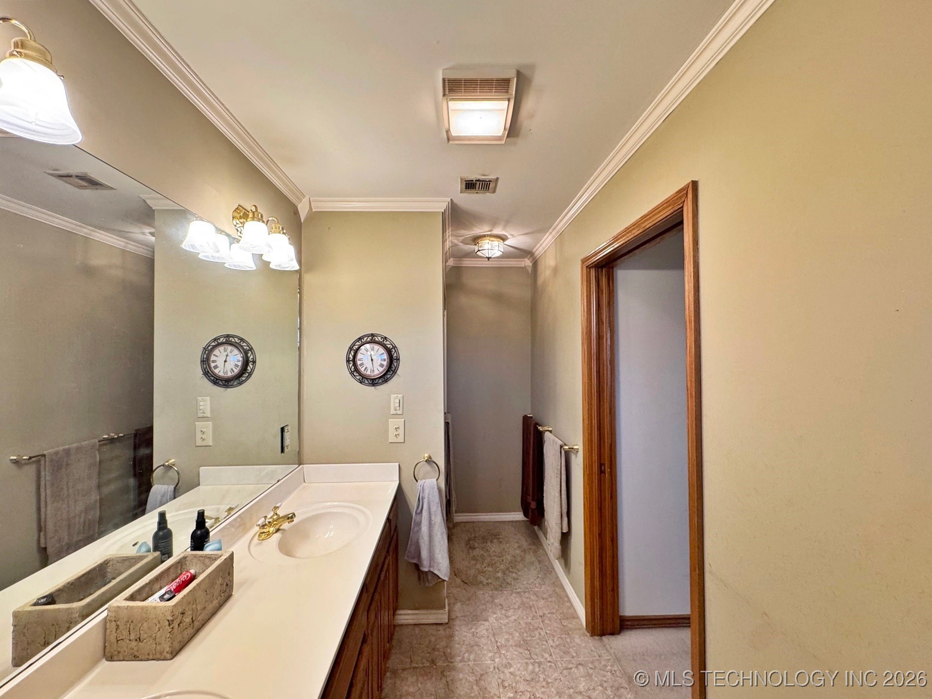 99 Greentree Drive Property Photo 26