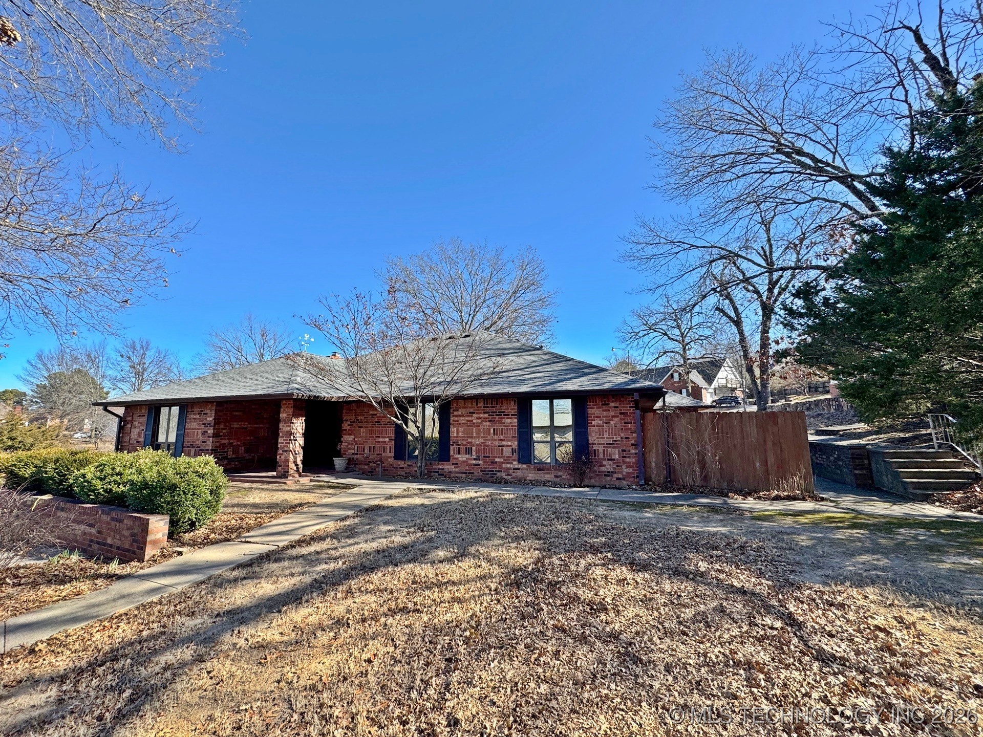 99 Greentree Drive Property Photo 39