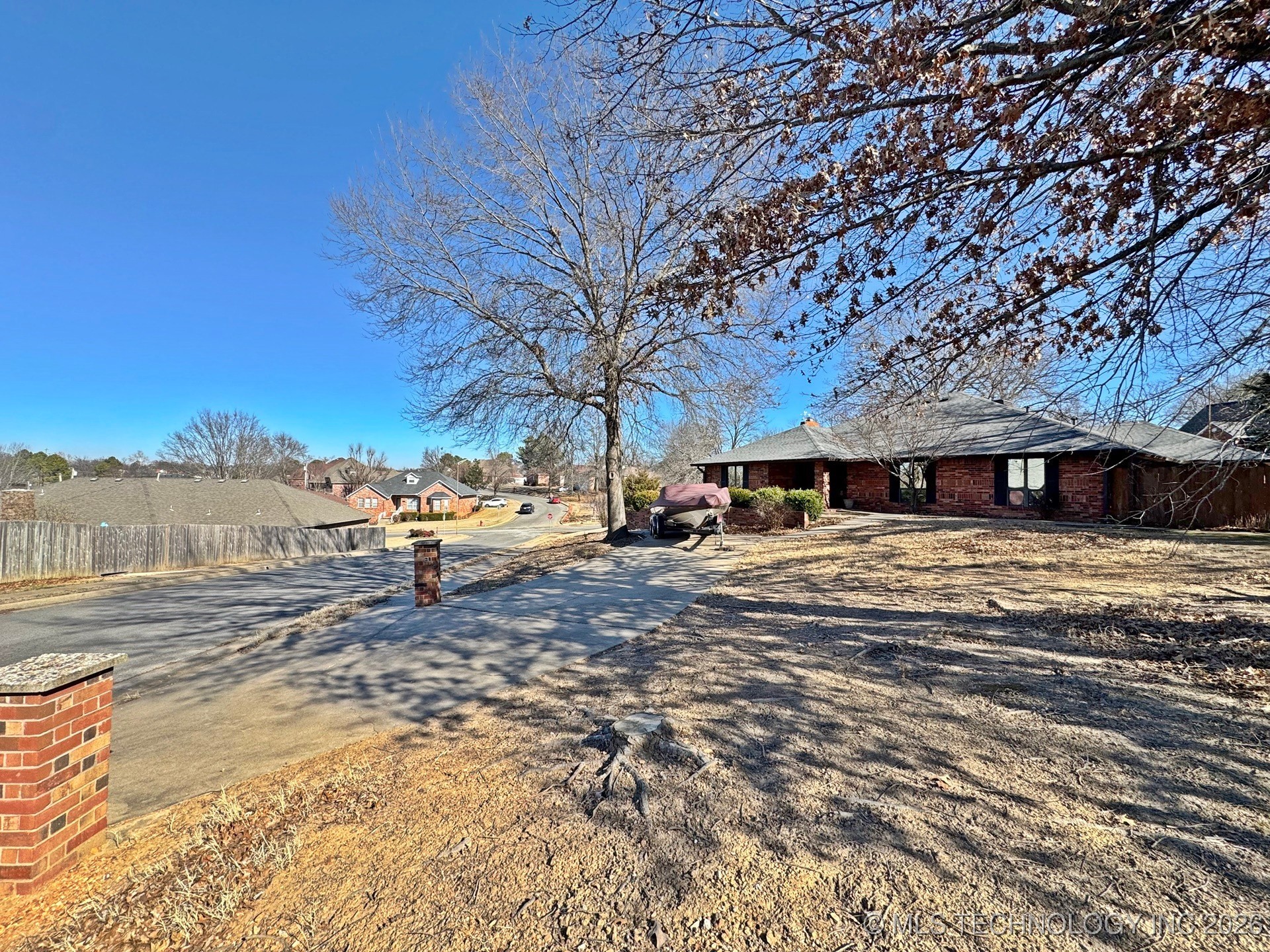 99 Greentree Drive Property Photo 42