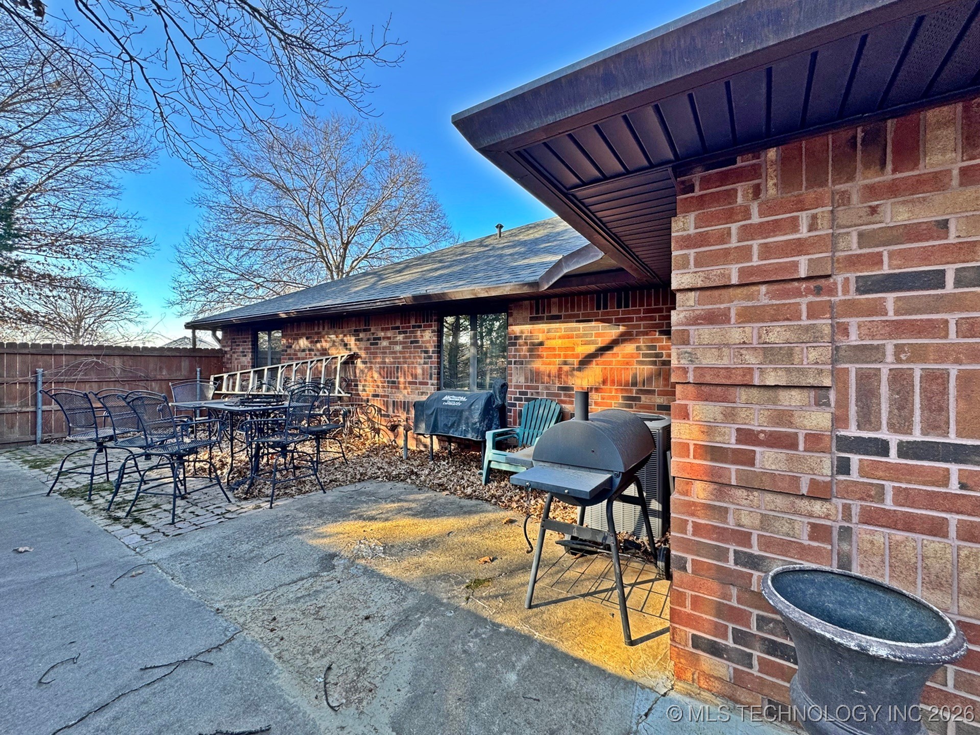 99 Greentree Drive Property Photo 49