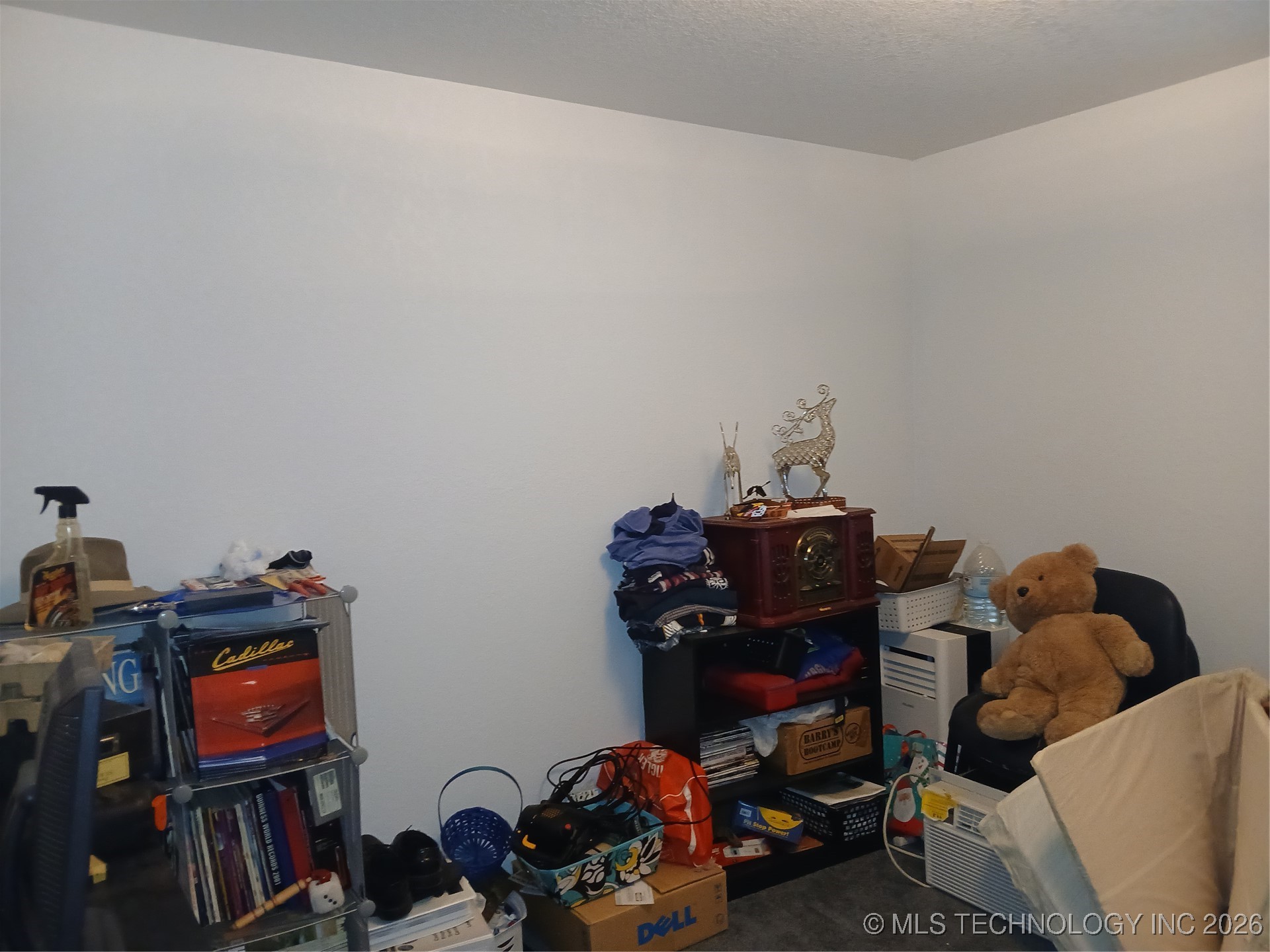 711 E Iowa Street Property Photo 15