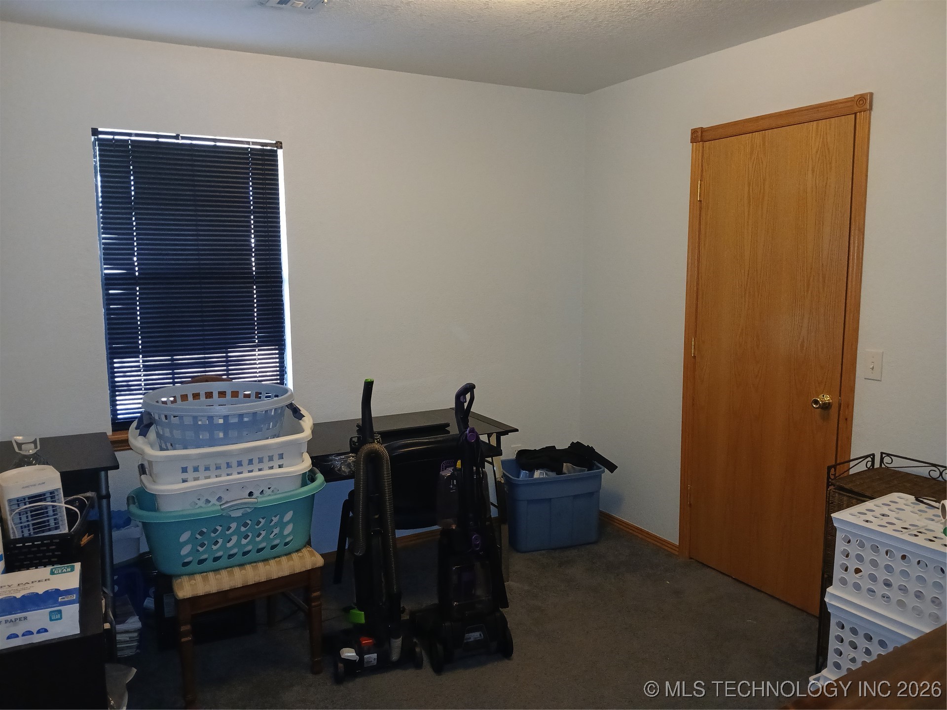 711 E Iowa Street Property Photo 18