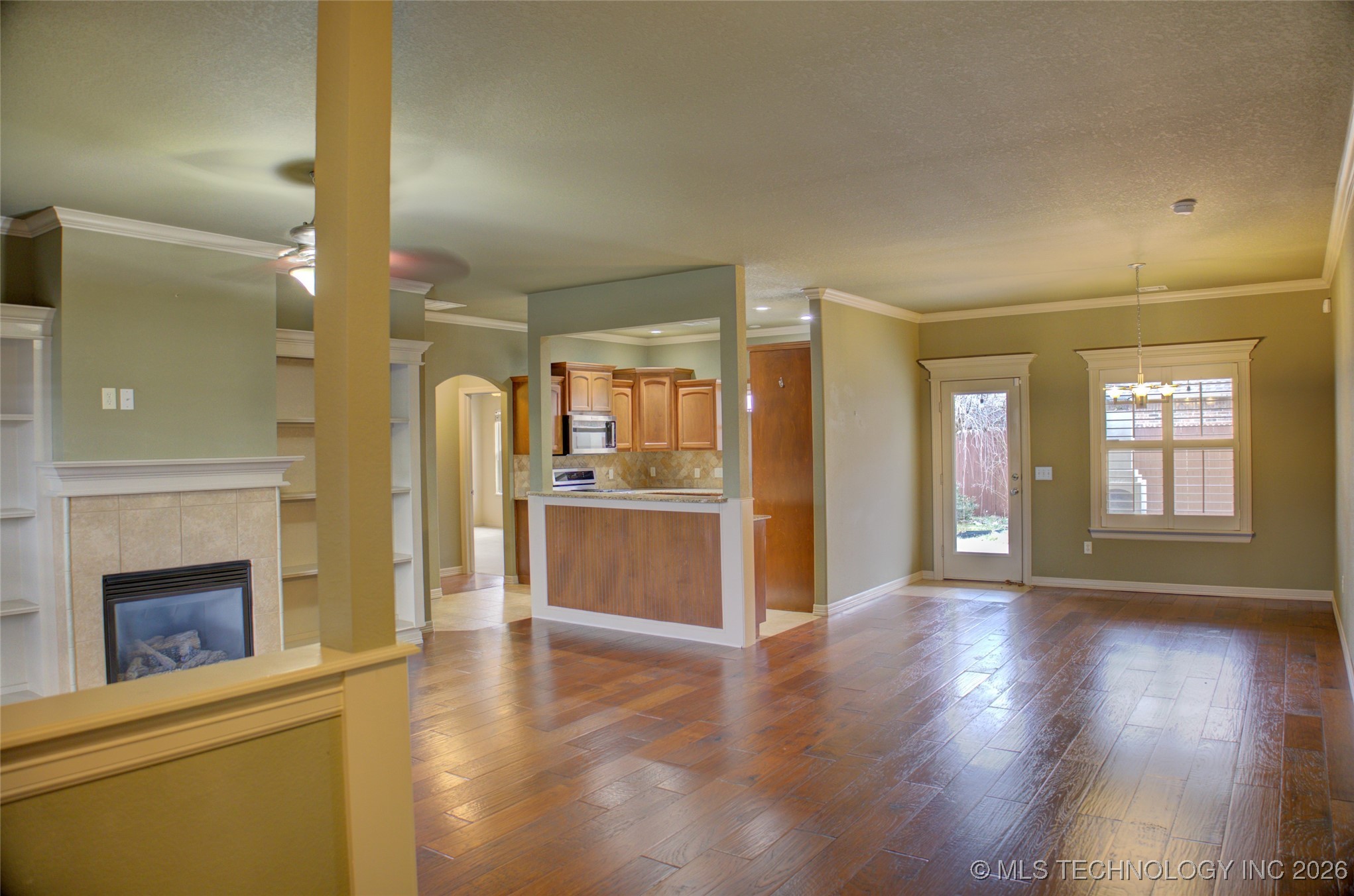 13077 N 124th East Avenue Property Photo 3