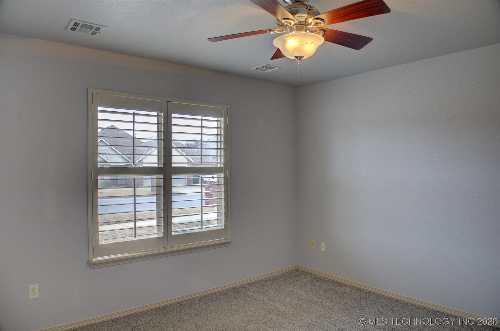 13077 N 124th East Avenue Property Photo 32