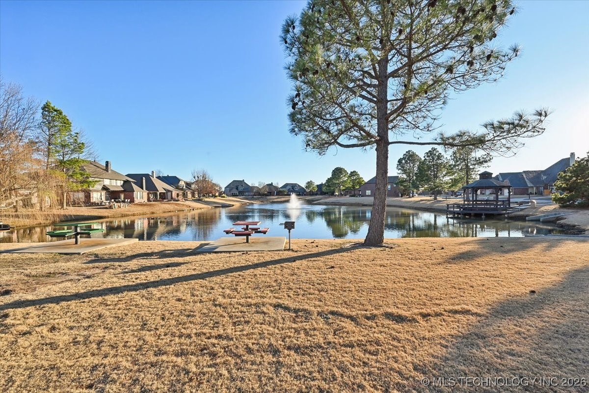 4416 W Indianola Street Property Photo 3