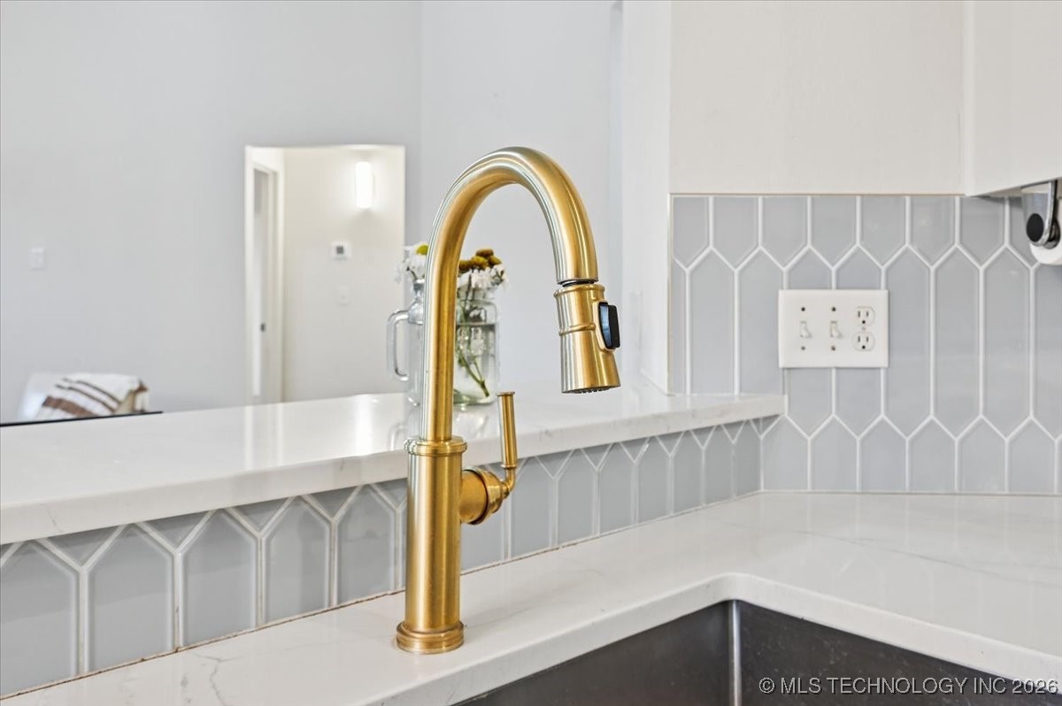 4416 W Indianola Street Property Photo 14