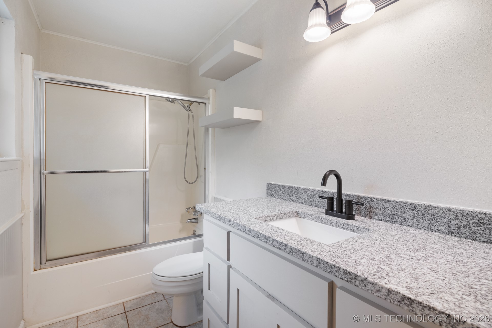 83 Oak Street Property Photo 19