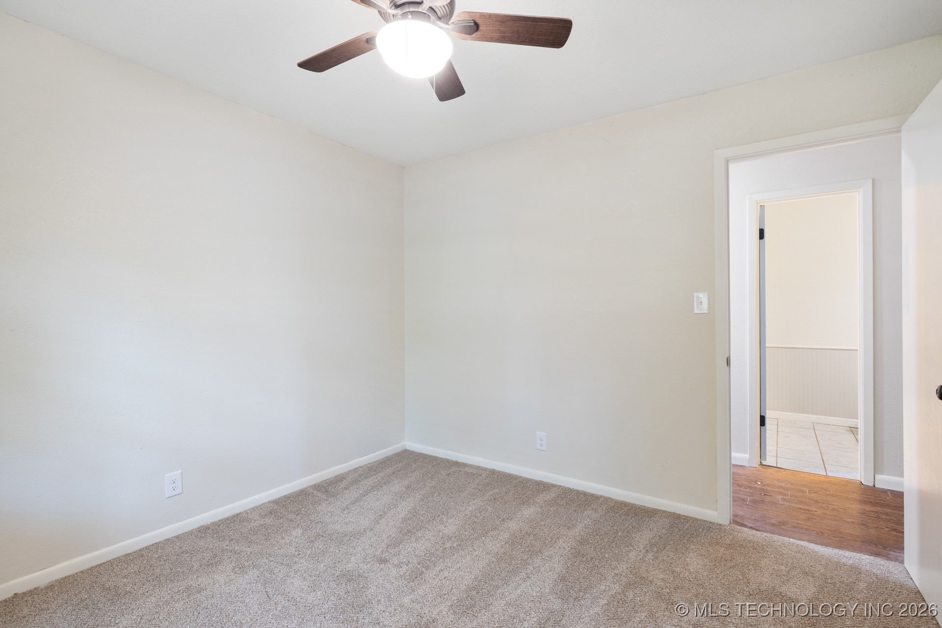 83 Oak Street Property Photo 20