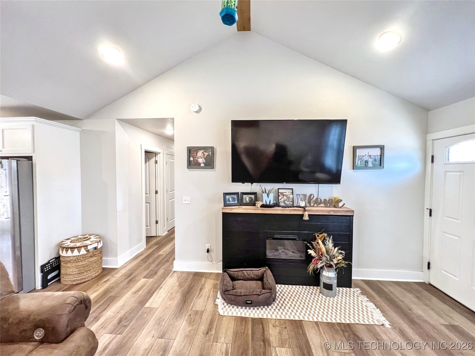 12910 W Hawthorne Lane Property Photo 9