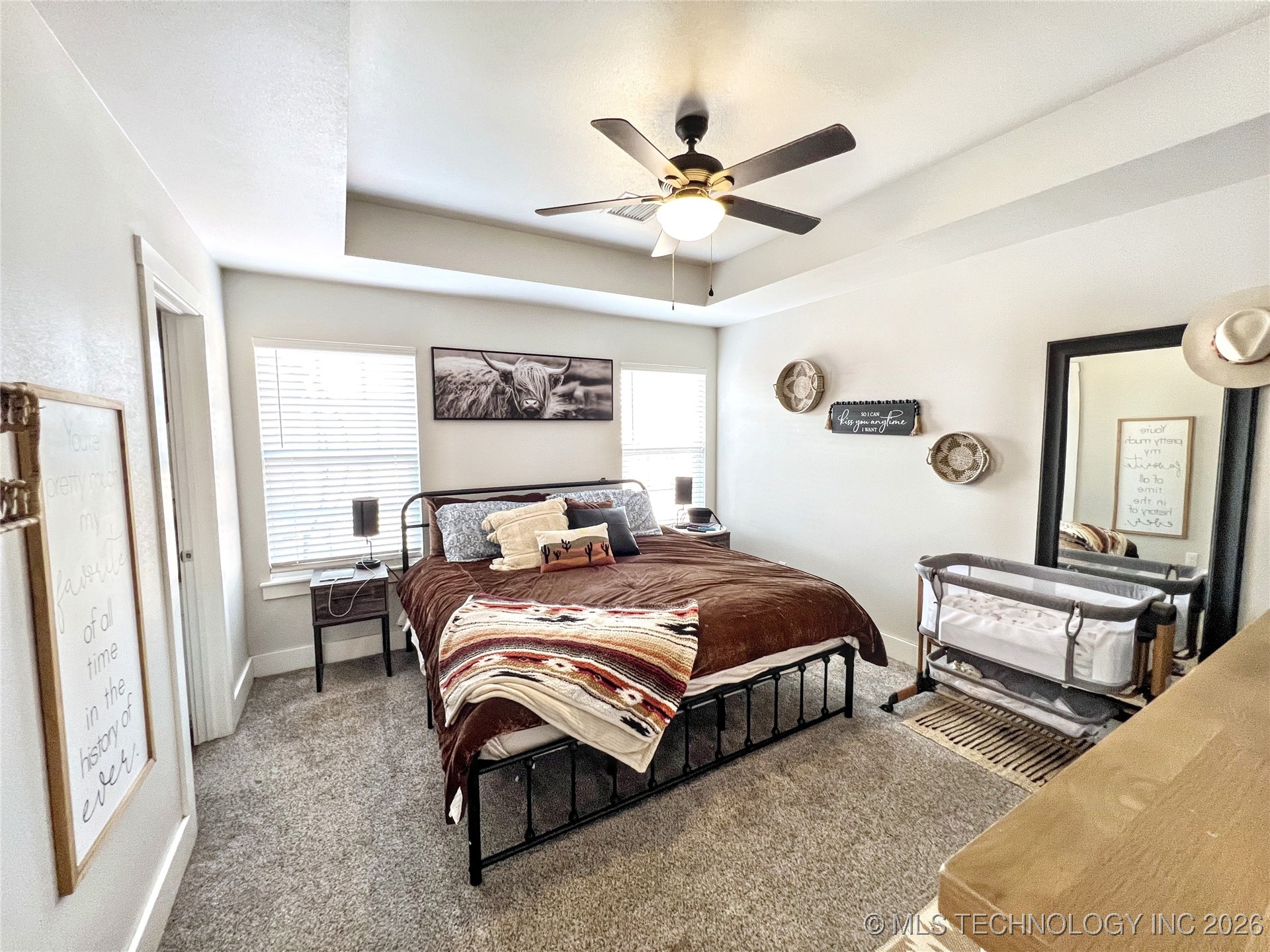 12910 W Hawthorne Lane Property Photo 18