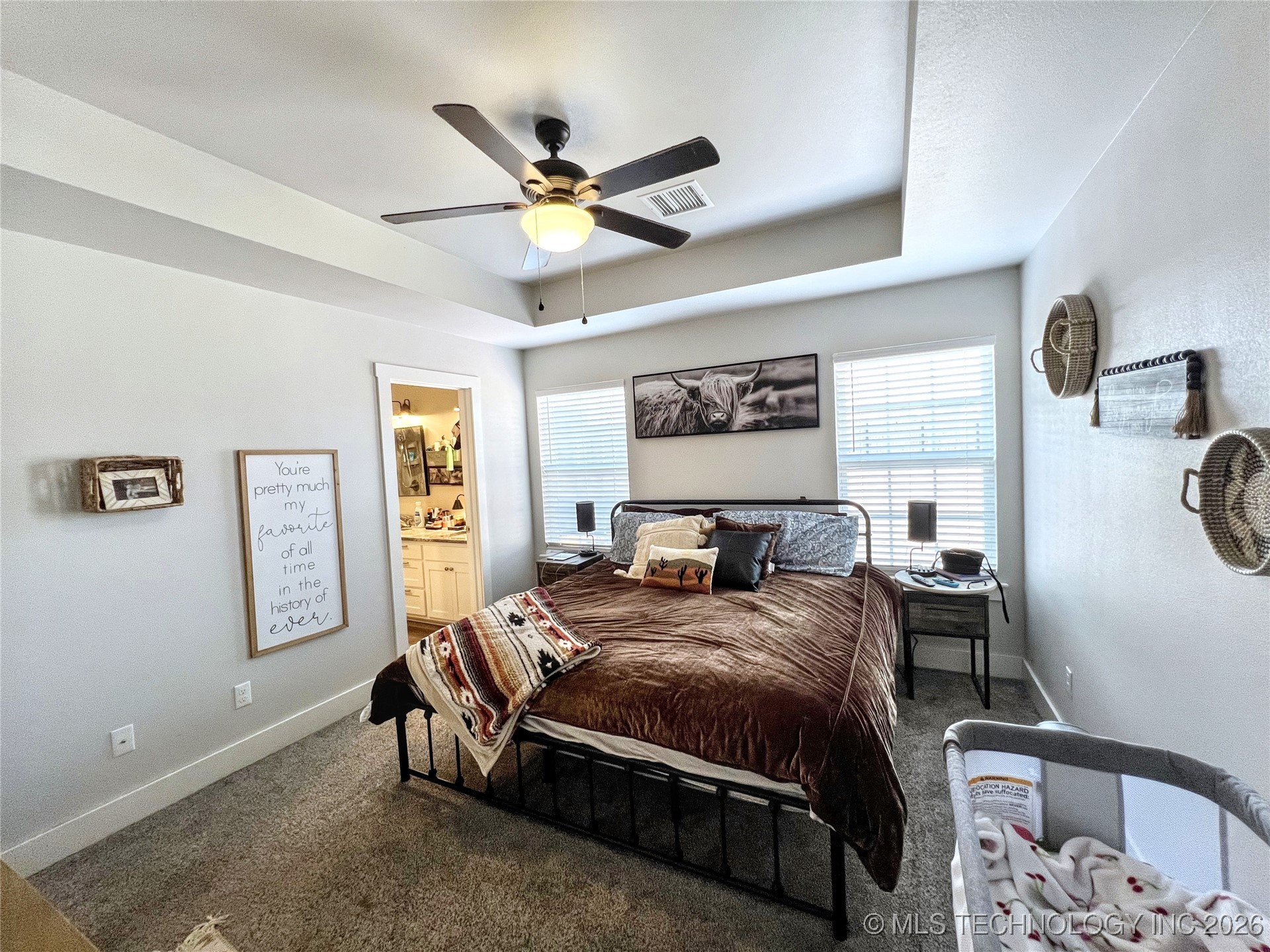 12910 W Hawthorne Lane Property Photo 19