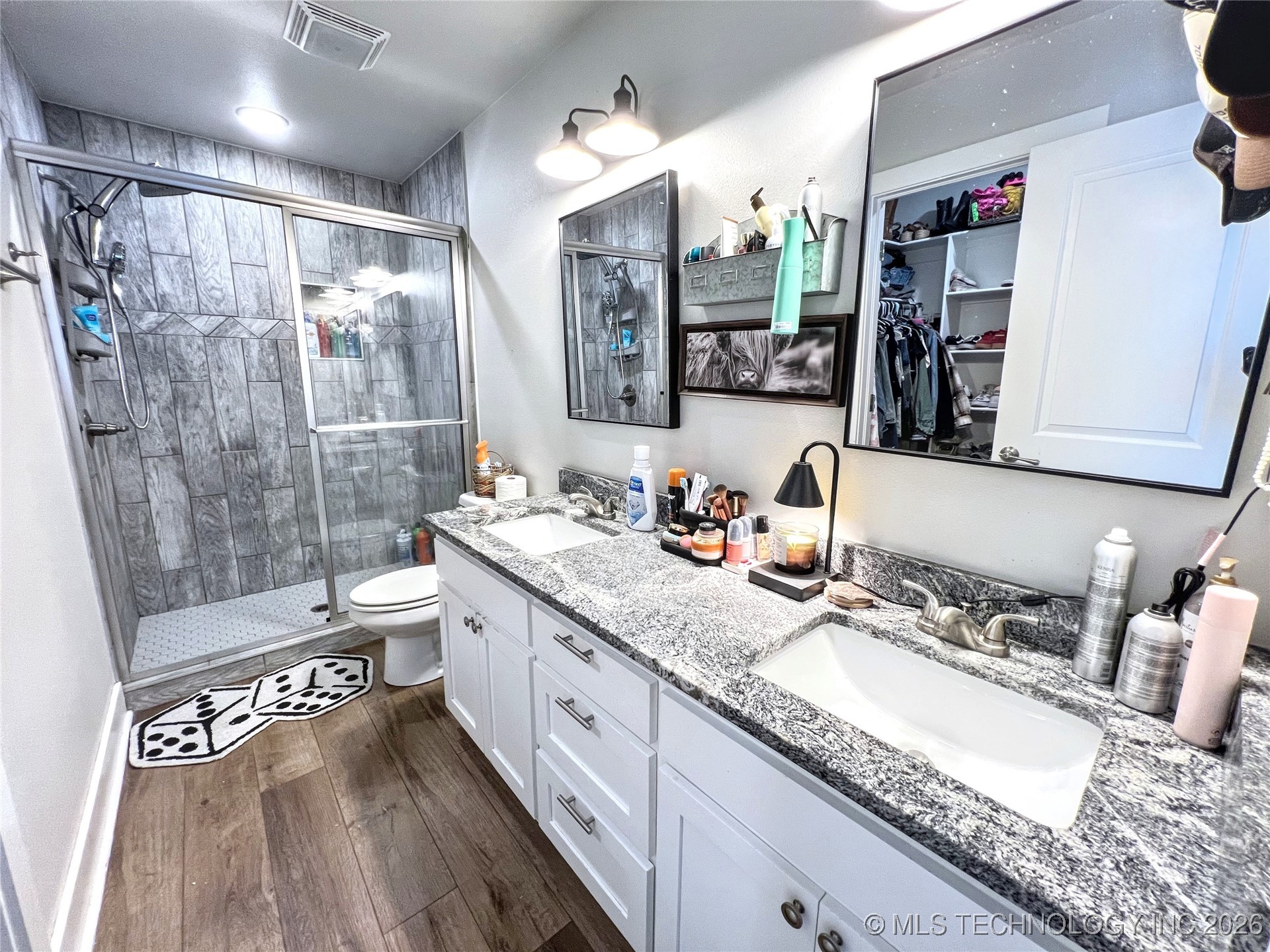 12910 W Hawthorne Lane Property Photo 22