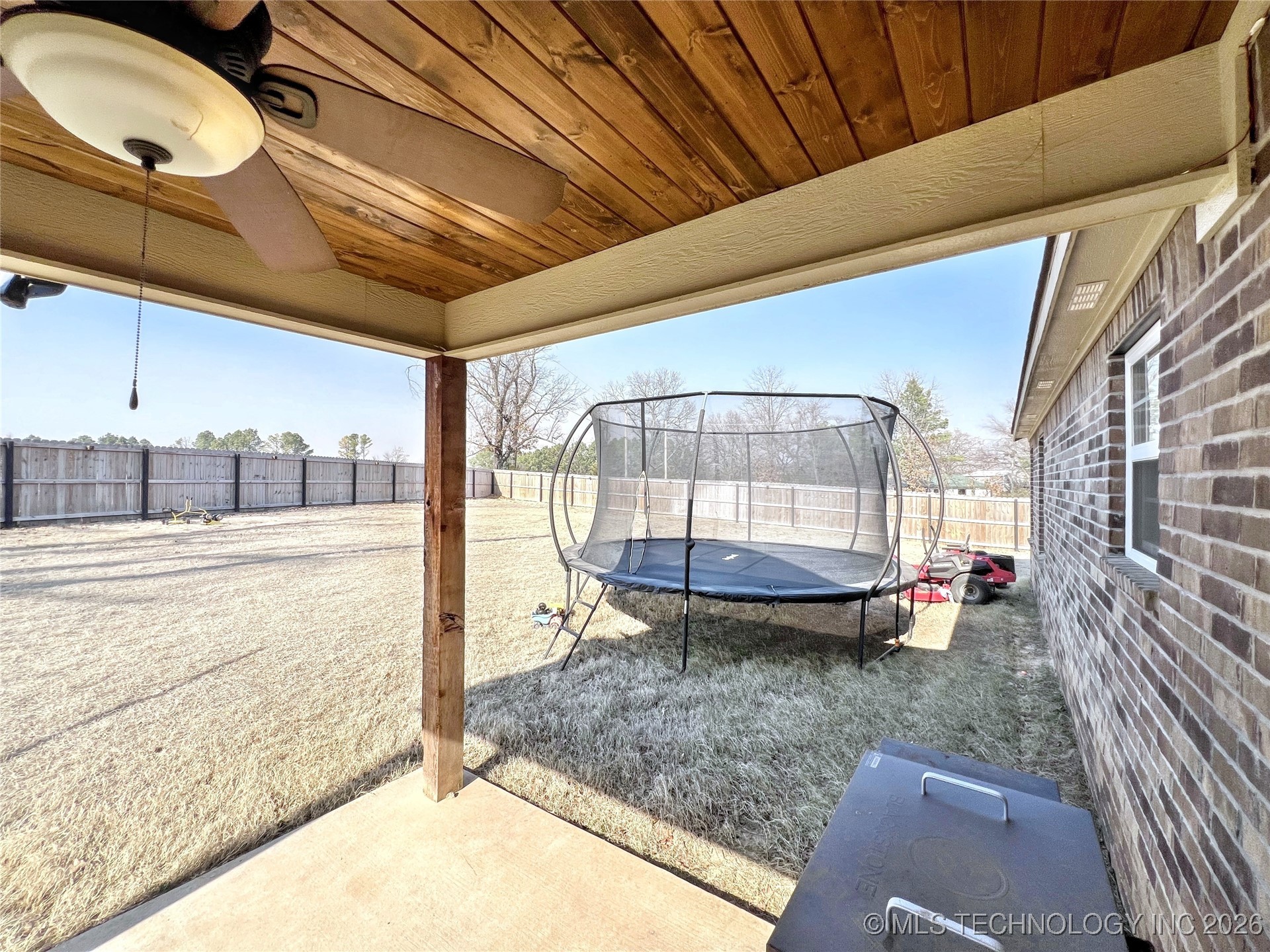 12910 W Hawthorne Lane Property Photo 41