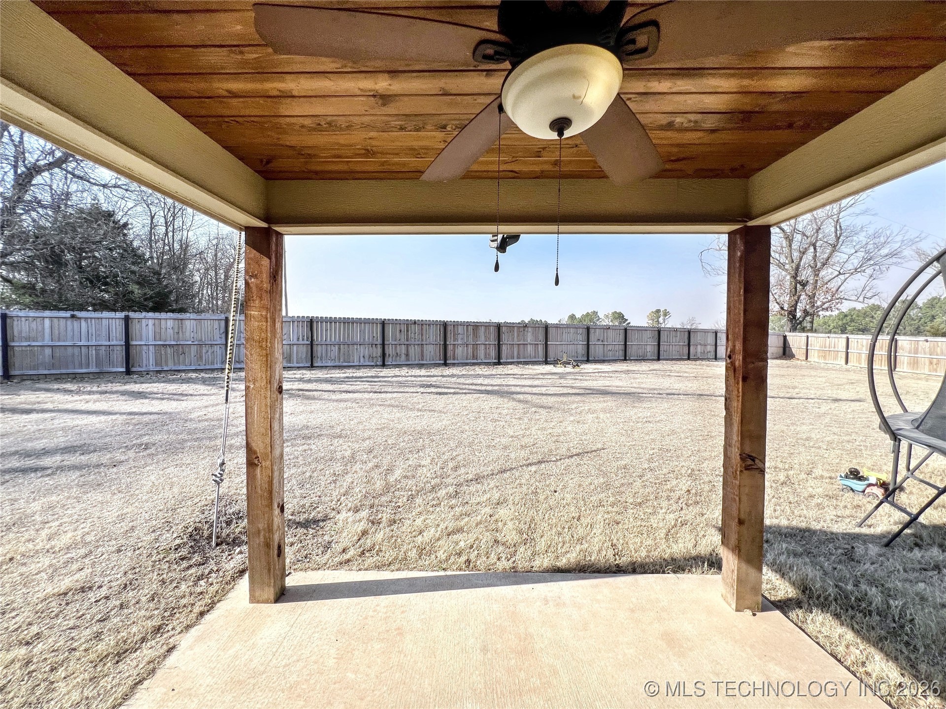 12910 W Hawthorne Lane Property Photo 43