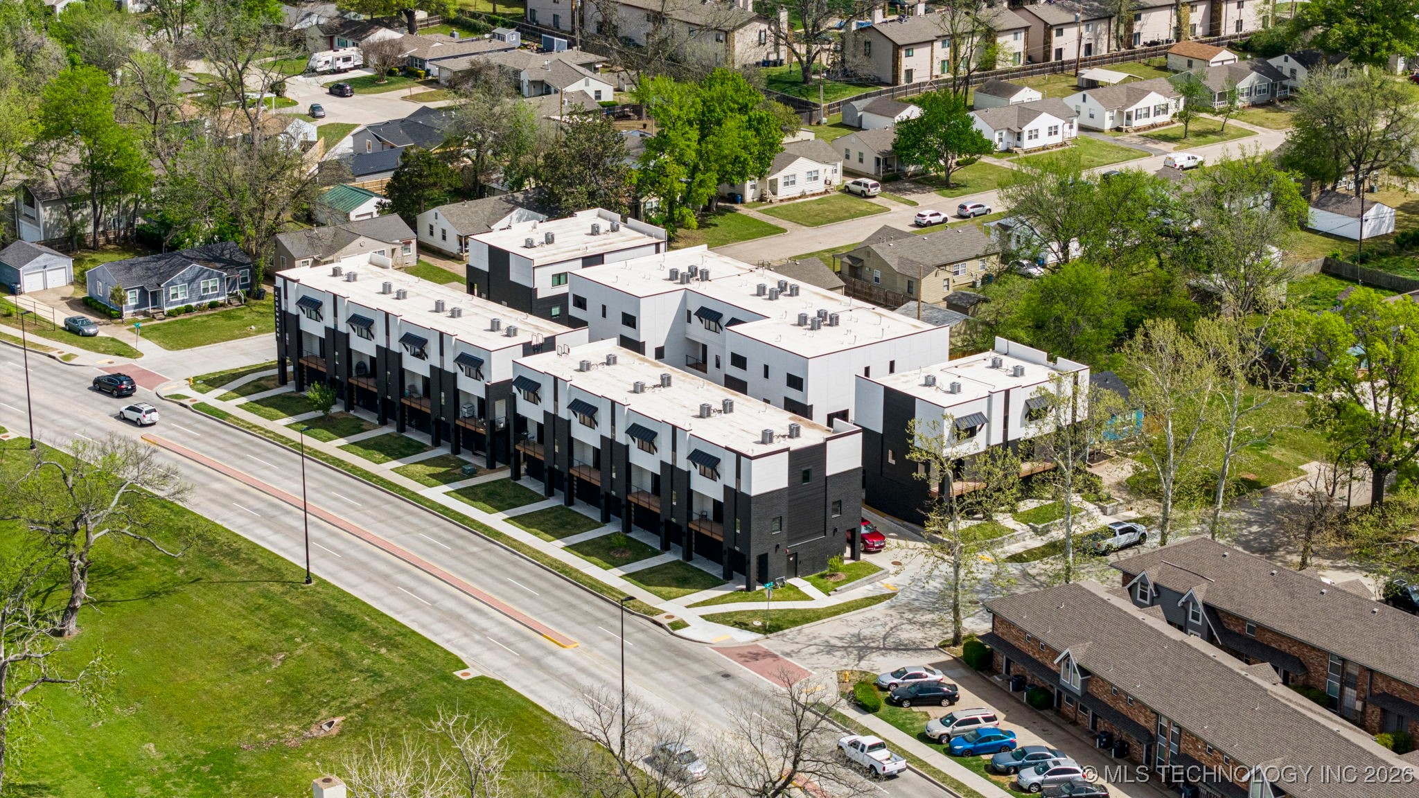 3779 S Riverside Drive 3779 Property Photo 48