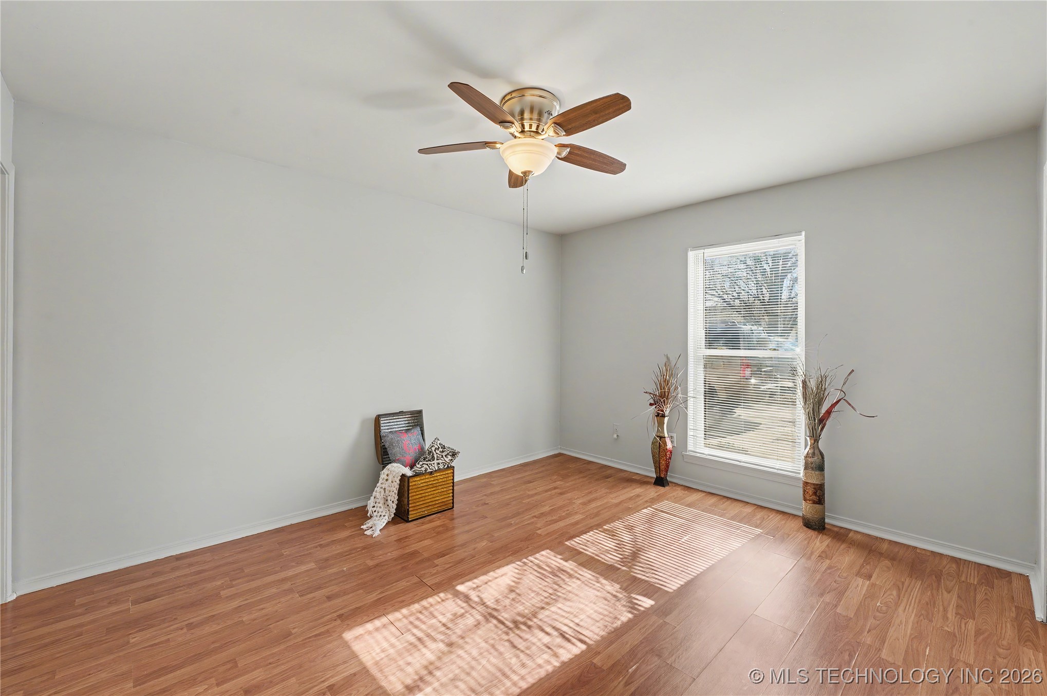 2717 S Narcissus Place Property Photo 10