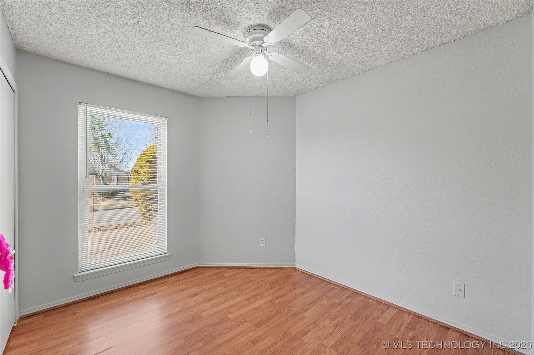 2717 S Narcissus Place Property Photo 15