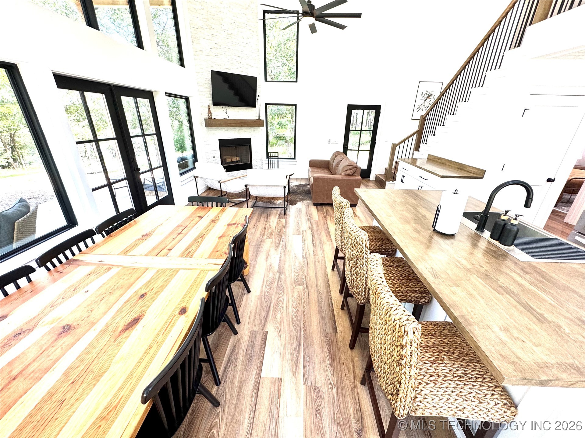 119402 S 4214 Loop Property Photo 12