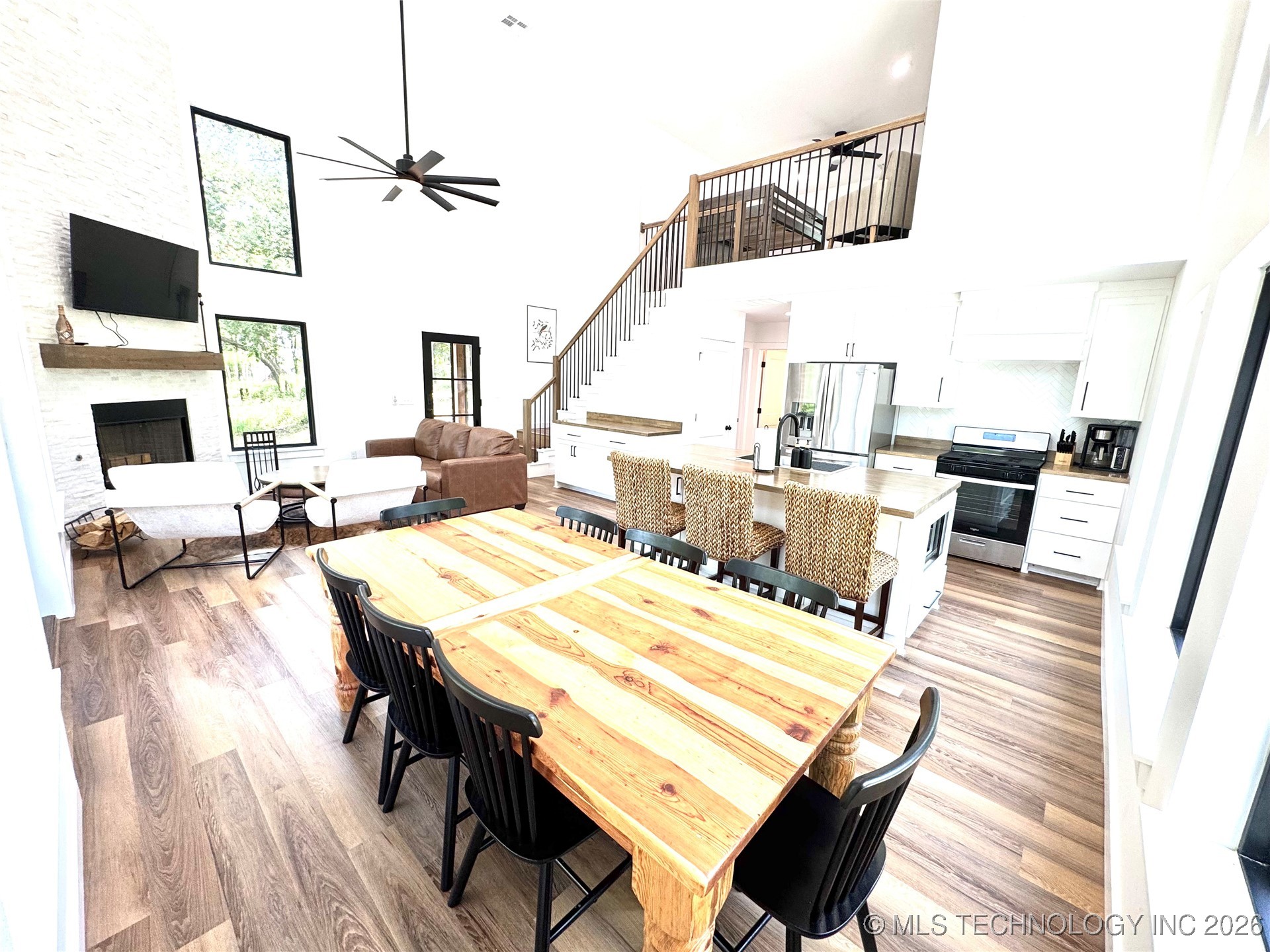 119402 S 4214 Loop Property Photo 15