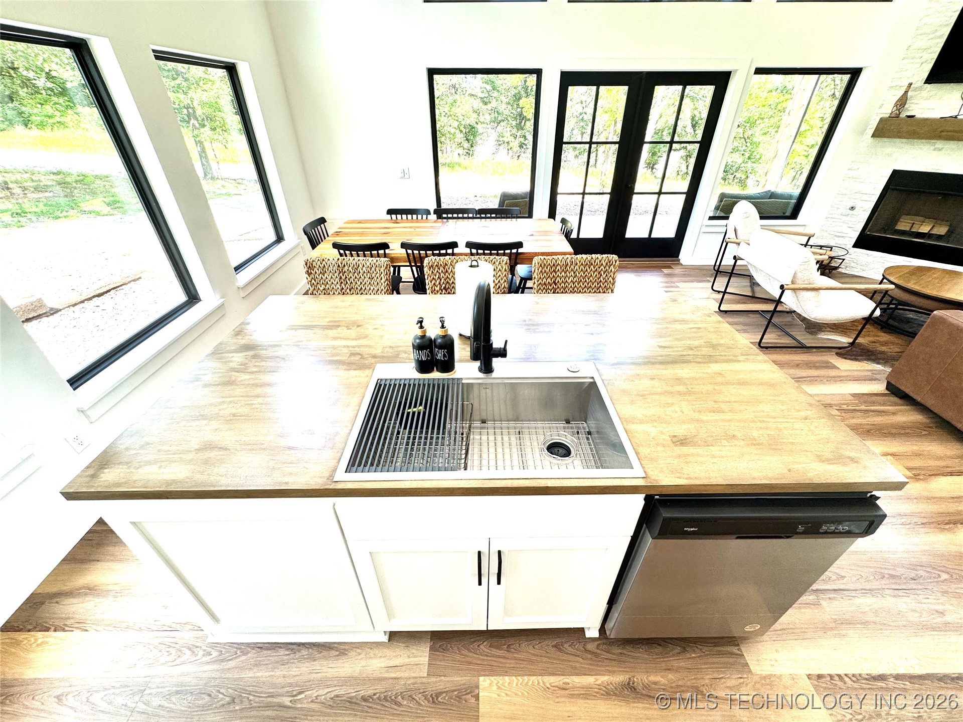 119402 S 4214 Loop Property Photo 19