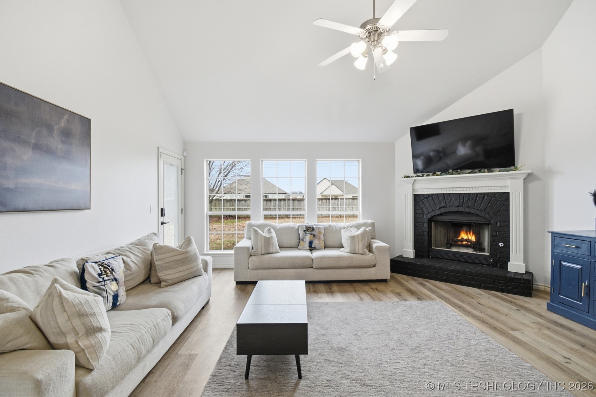 27529 E 112th Street Property Photo 11