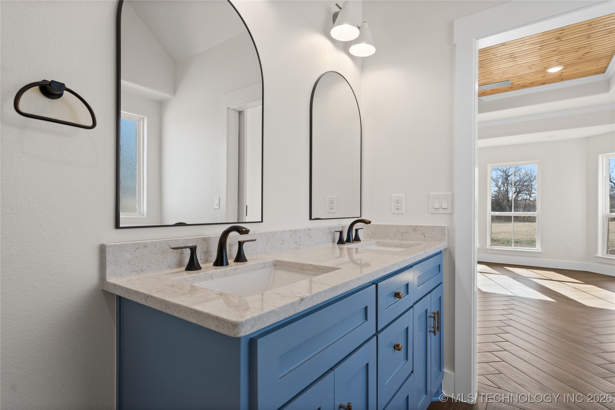 249 Gateway Road Property Photo 19