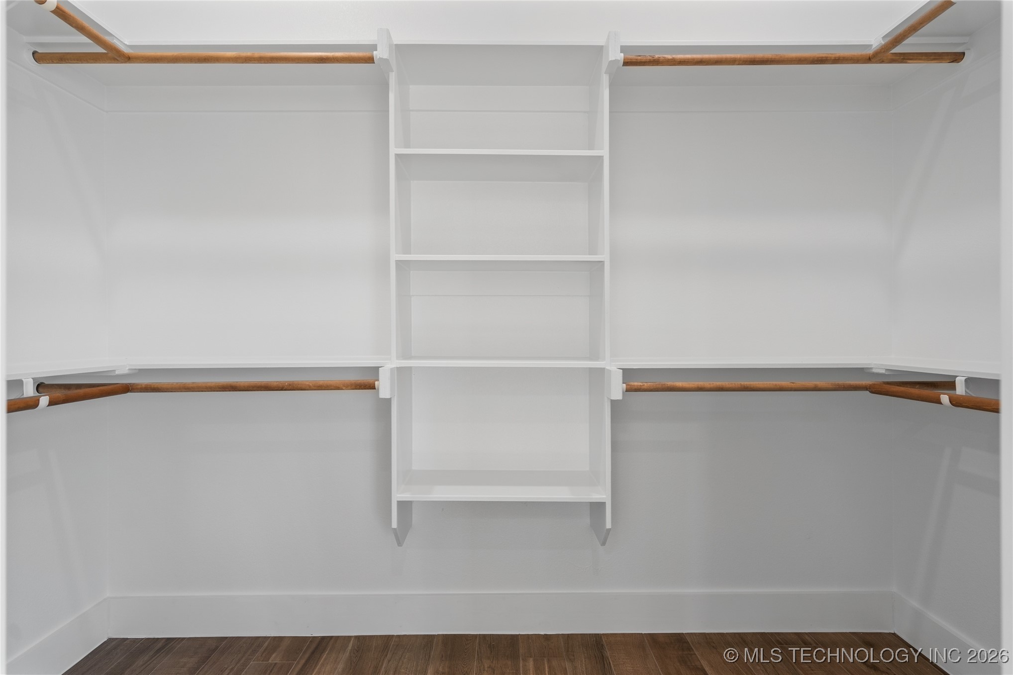 249 Gateway Road Property Photo 20