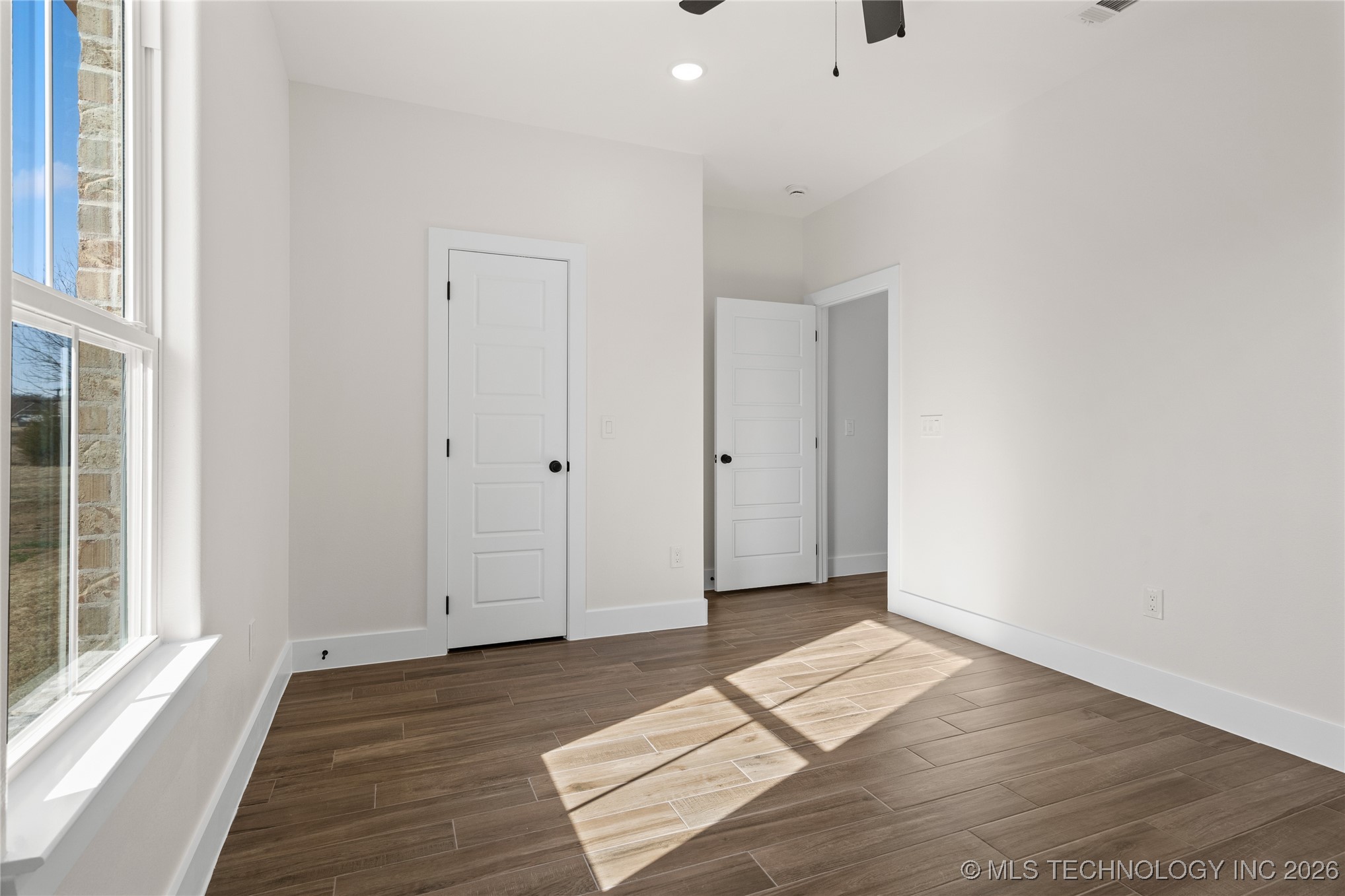 249 Gateway Road Property Photo 23