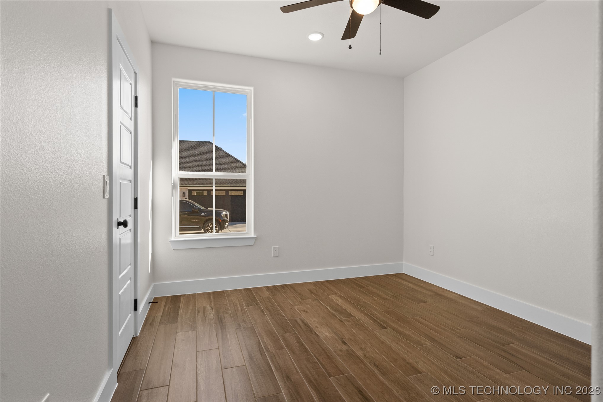 249 Gateway Road Property Photo 26