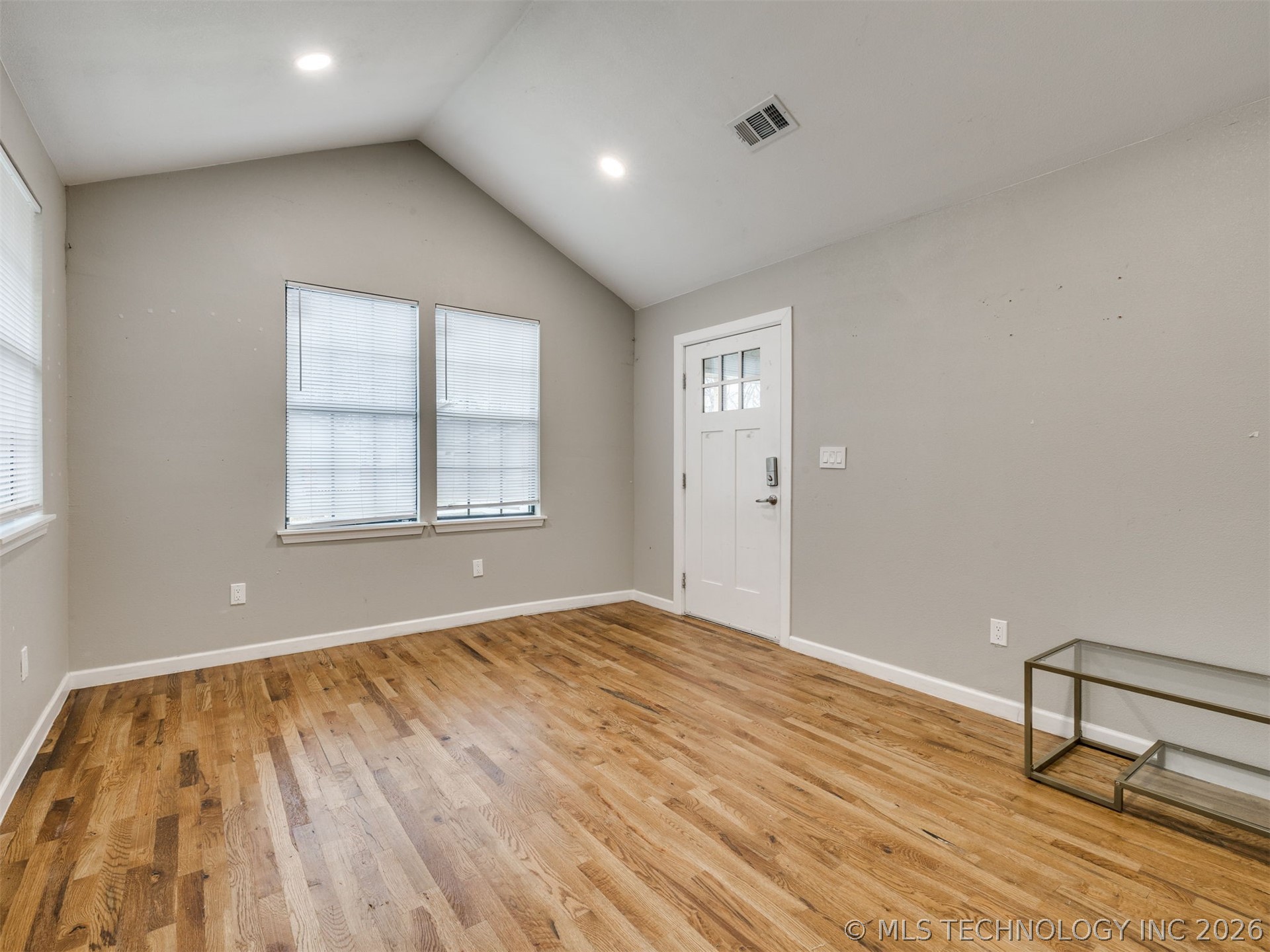 1544 N Main Street Property Photo 10