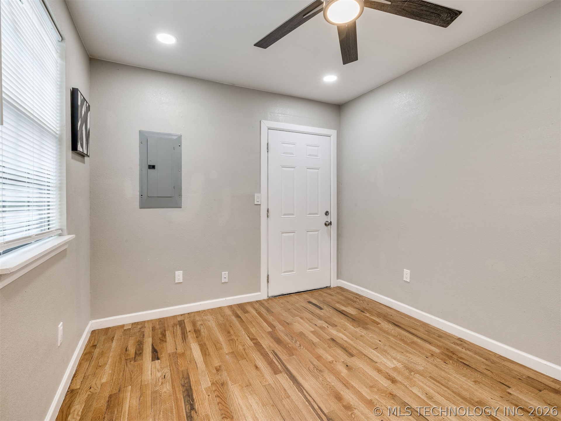 1544 N Main Street Property Photo 13