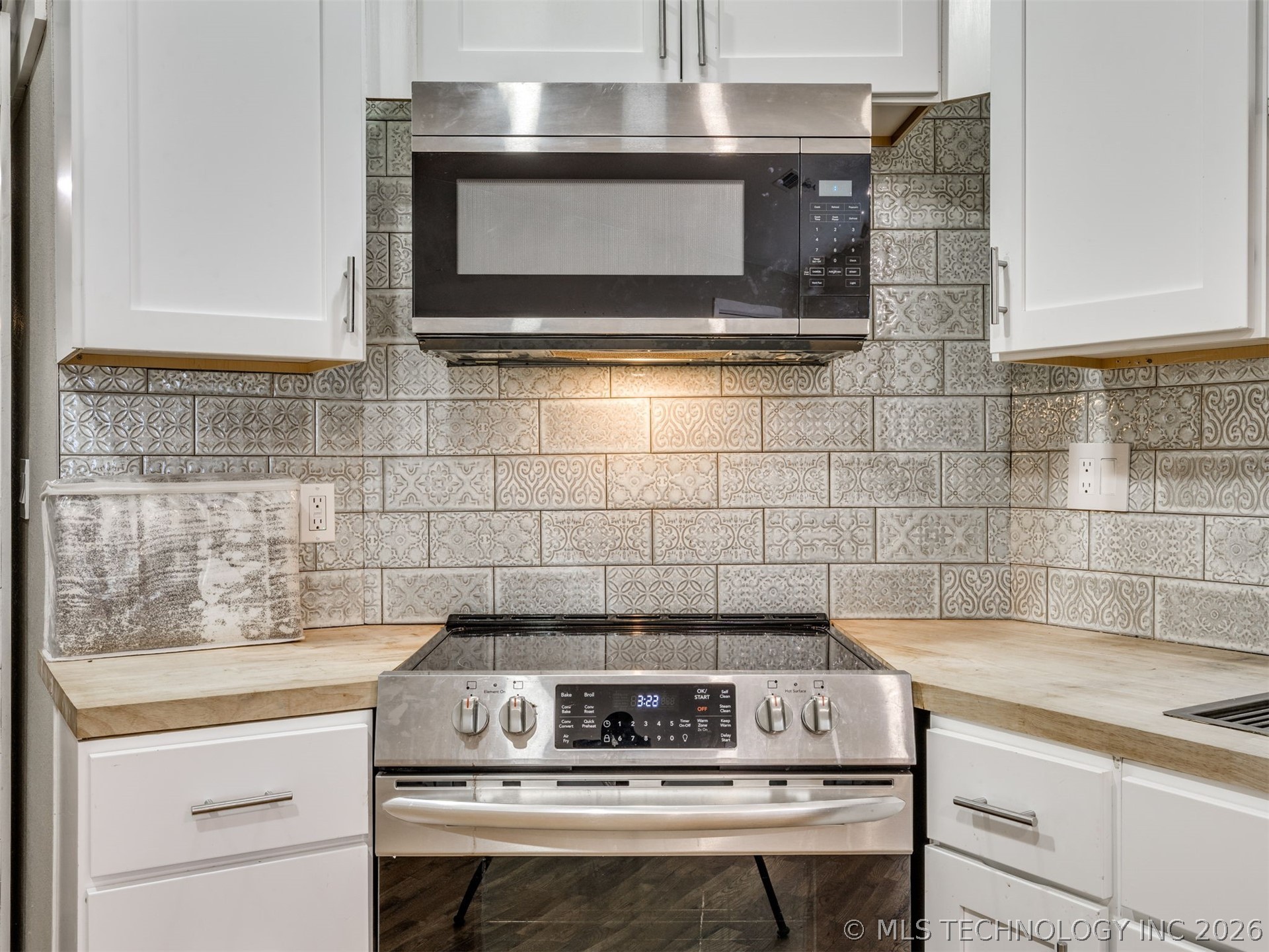 1544 N Main Street Property Photo 15