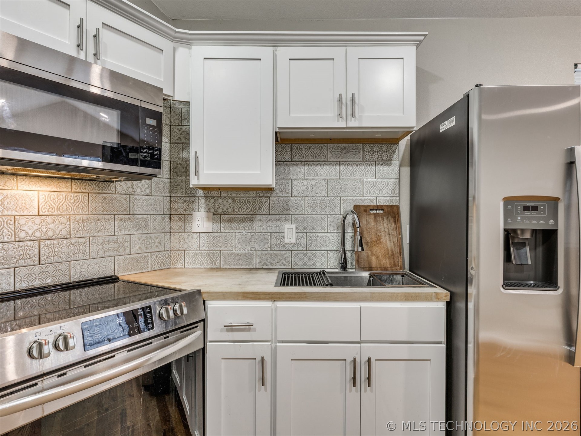 1544 N Main Street Property Photo 25