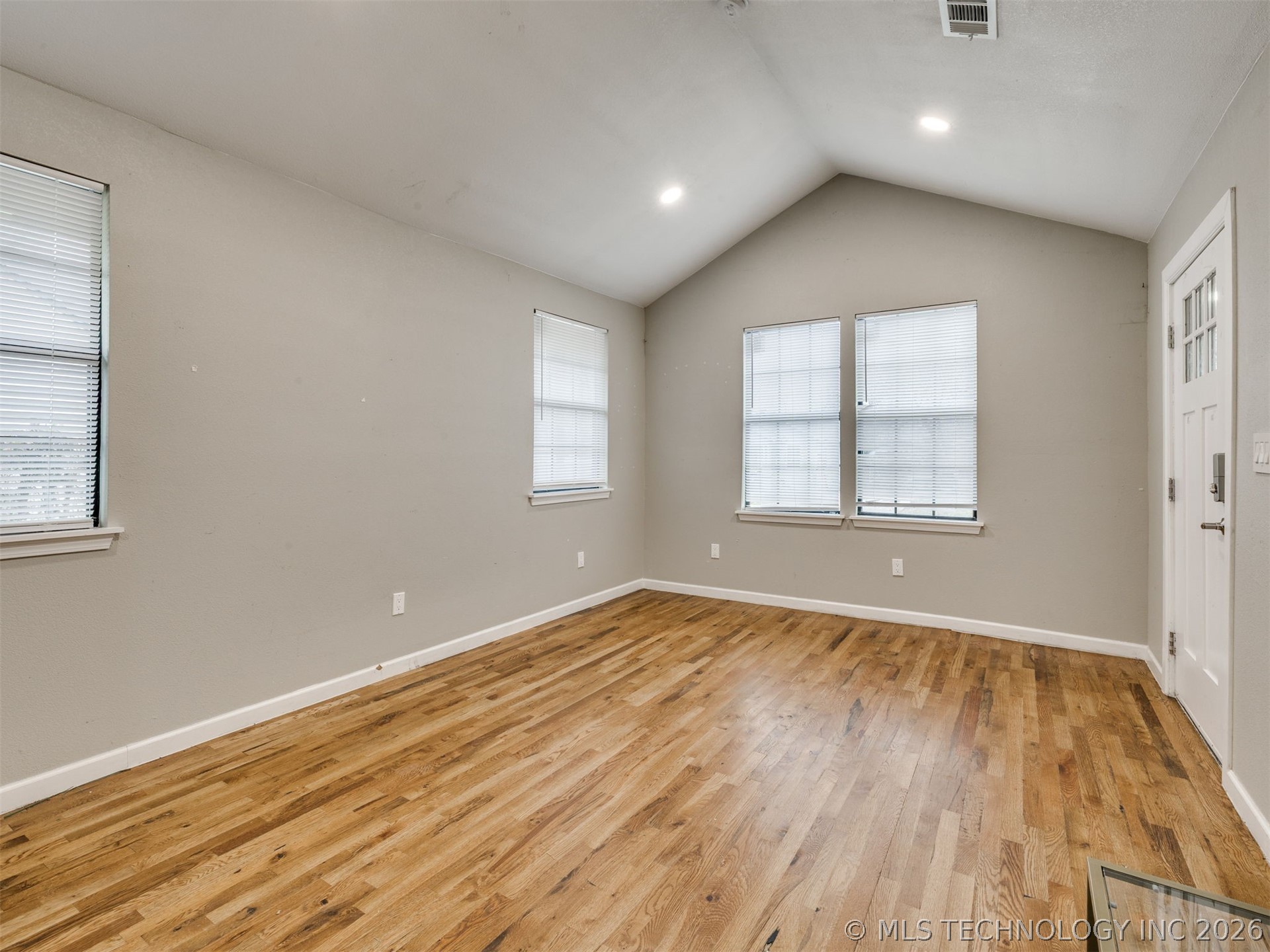 1544 N Main Street Property Photo 29