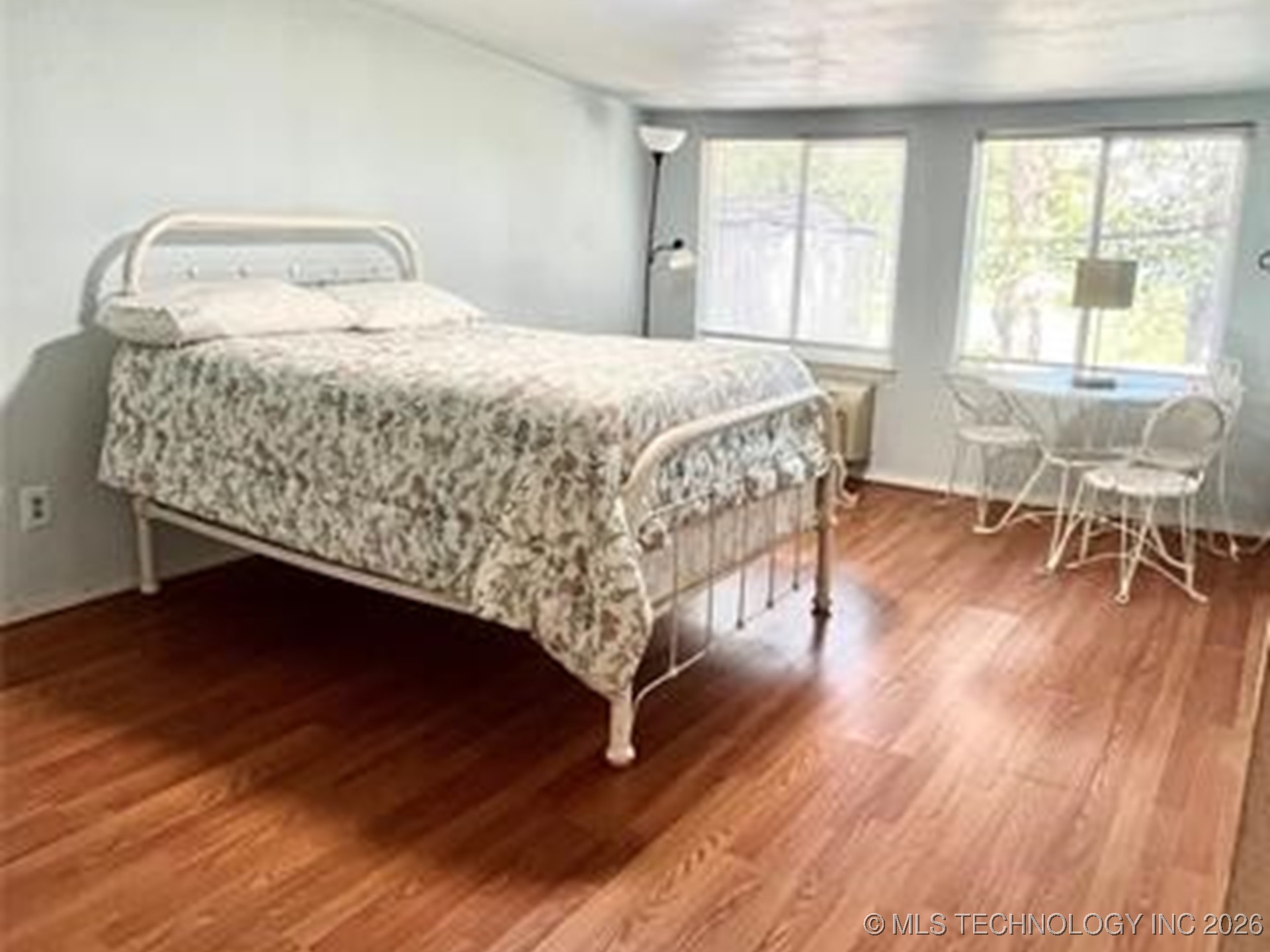 415461 E 1094 Property Photo 17