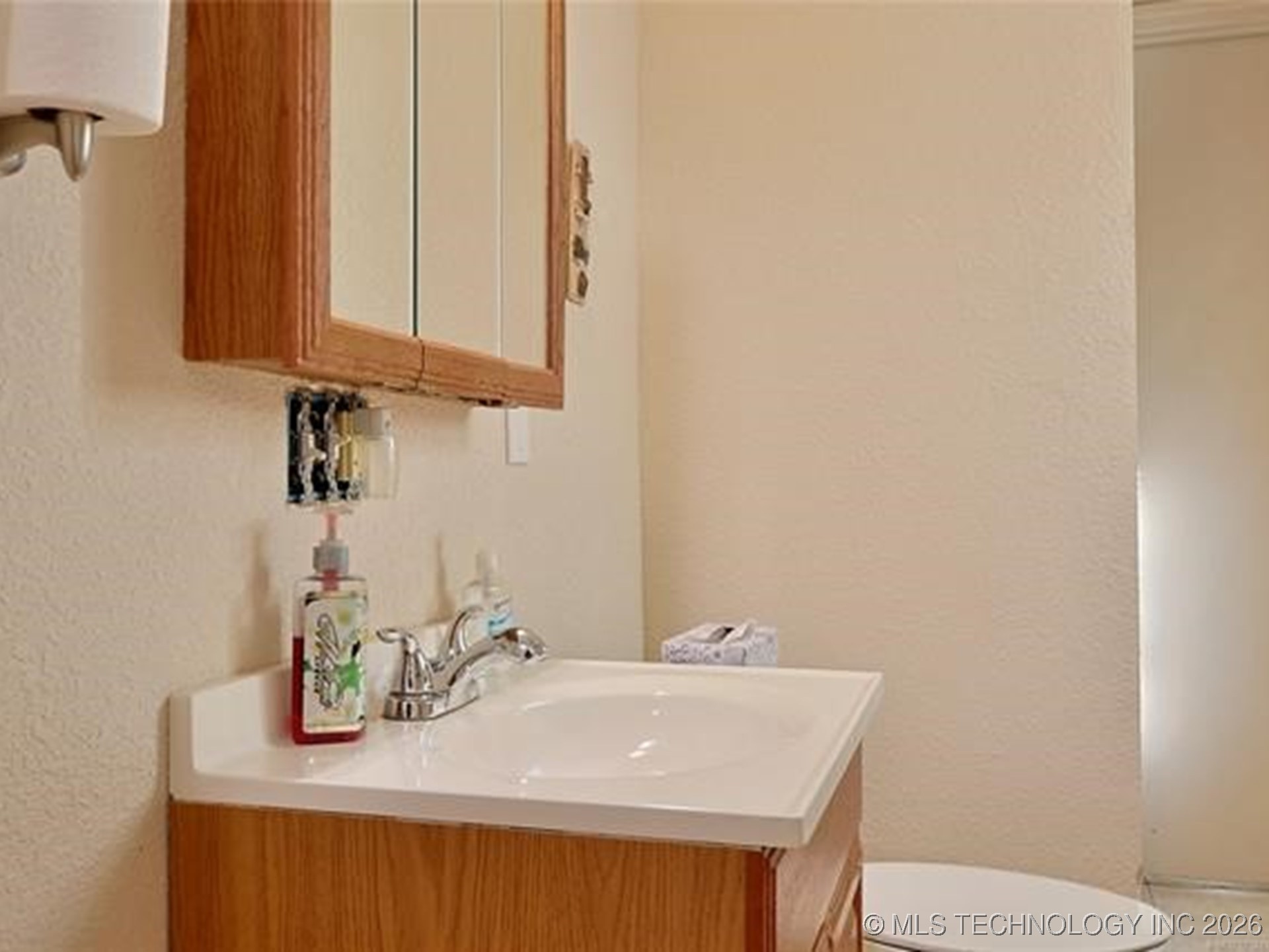 415461 E 1094 Property Photo 22