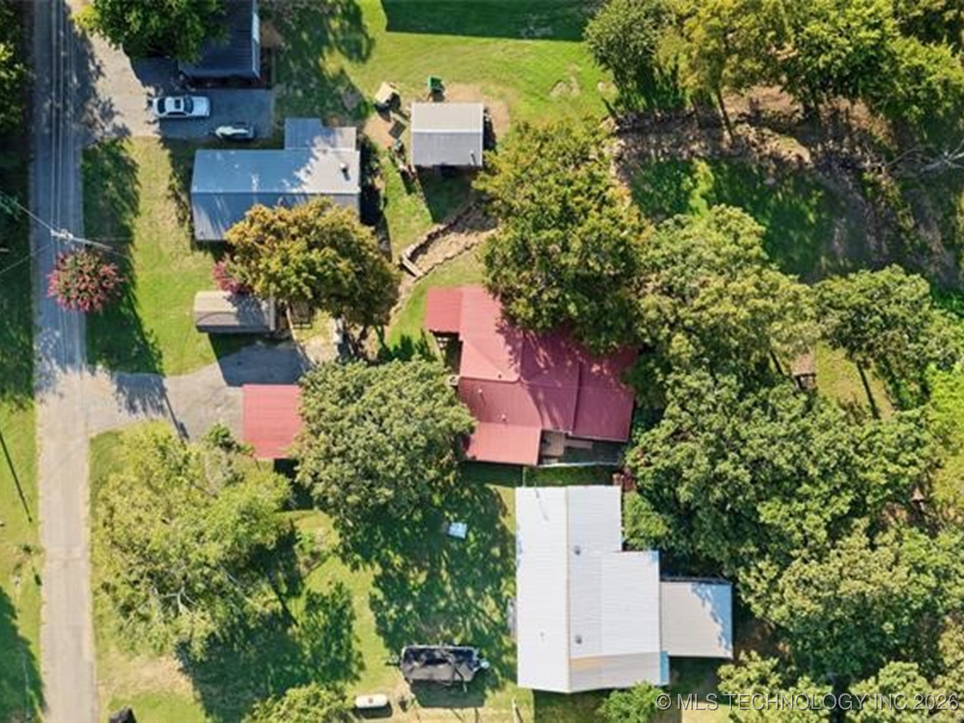 415461 E 1094 Property Photo 30