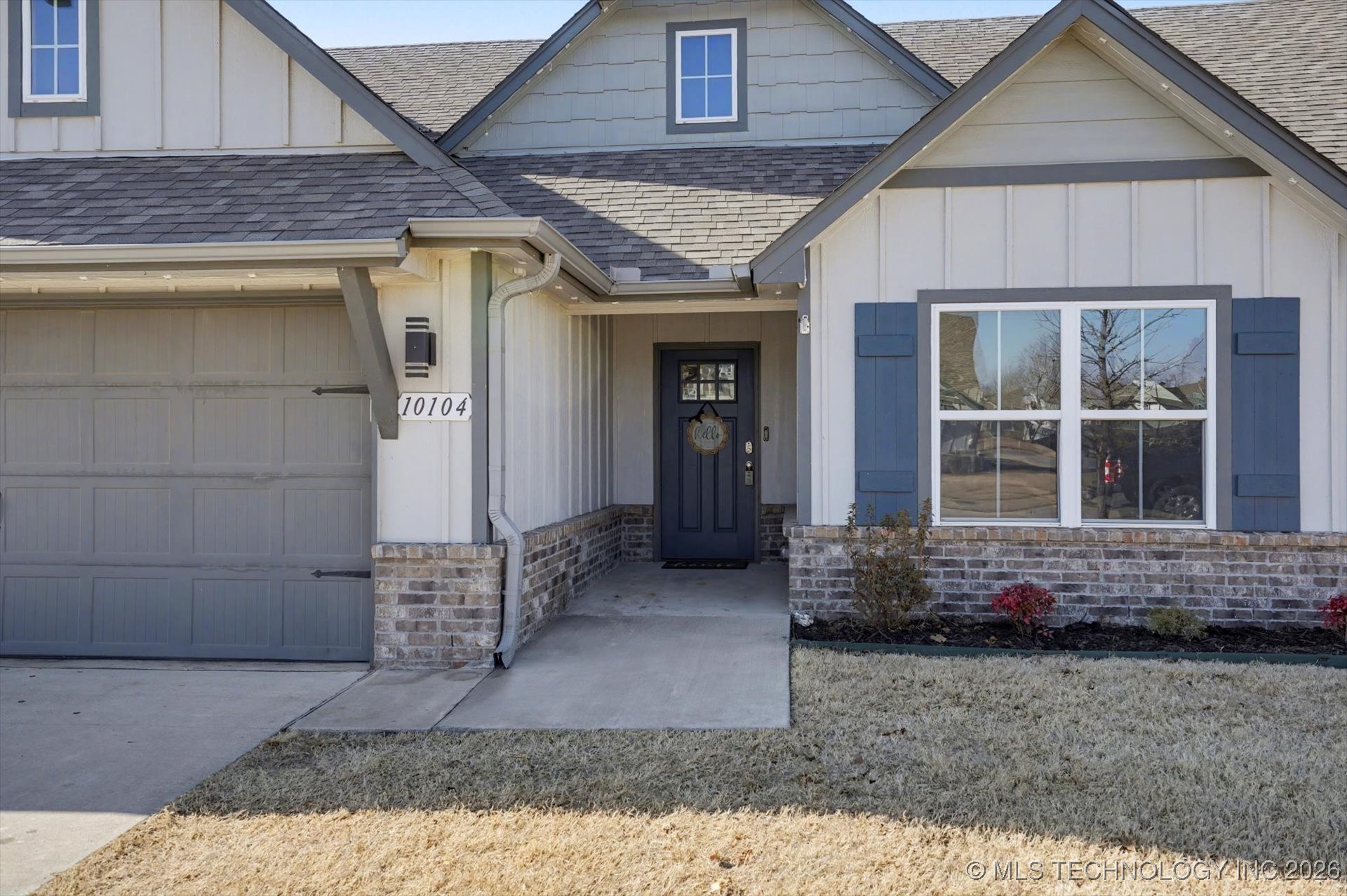 10104 S 233rd East Avenue Property Photo 3