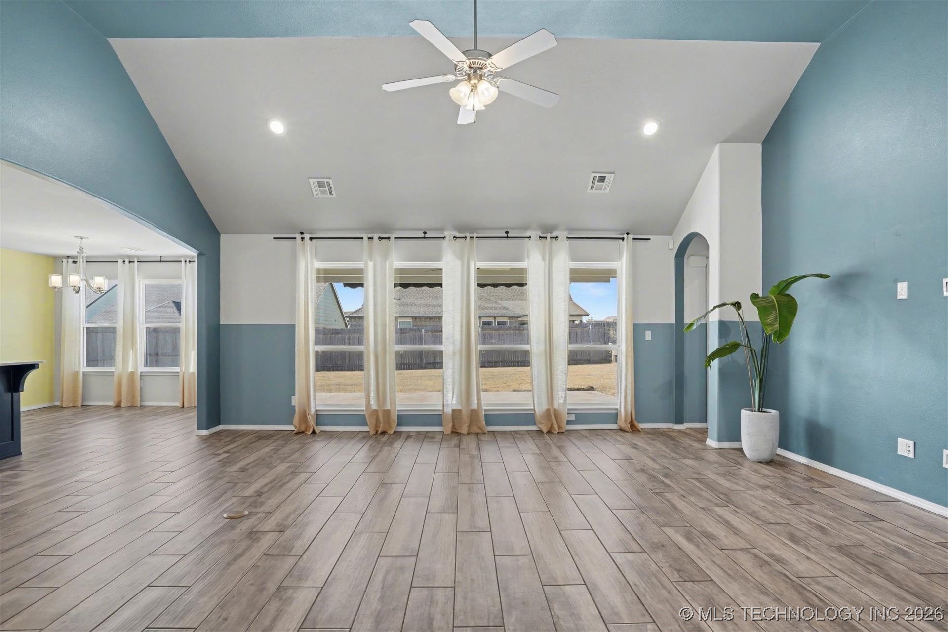 10104 S 233rd East Avenue Property Photo 6