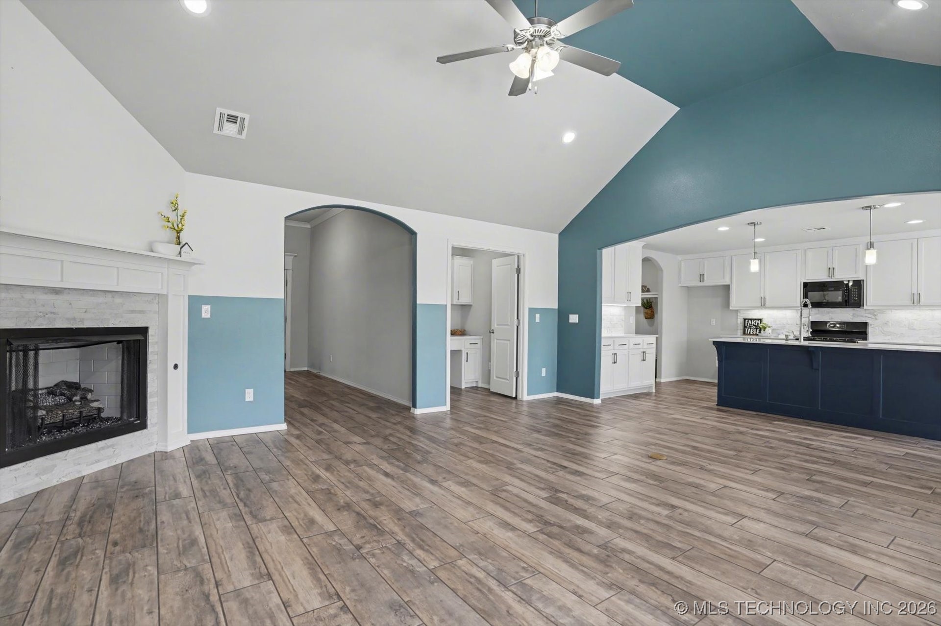 10104 S 233rd East Avenue Property Photo 10