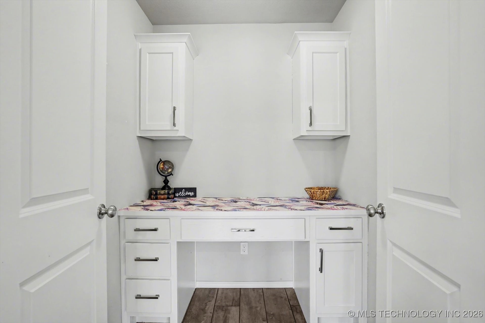 10104 S 233rd East Avenue Property Photo 11