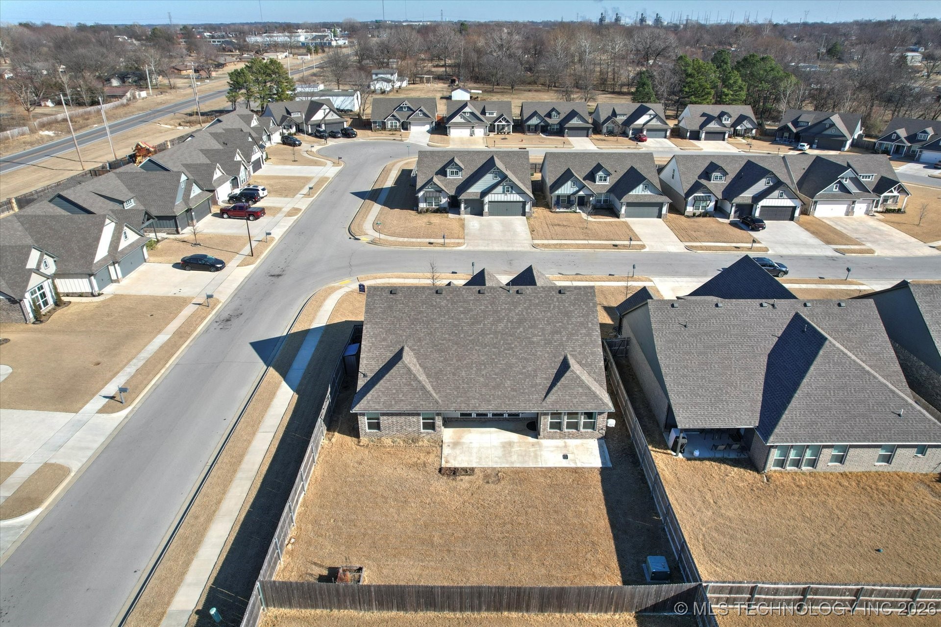 10104 S 233rd East Avenue Property Photo 38