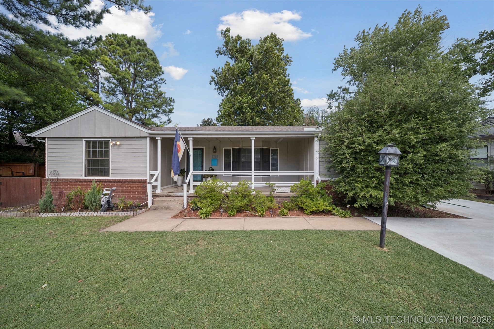 2760 S Gary Drive Property Photo 1