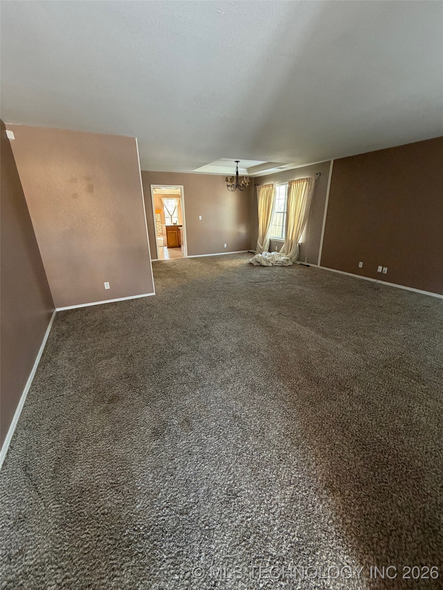 3801 W Hartford Street Property Photo 2