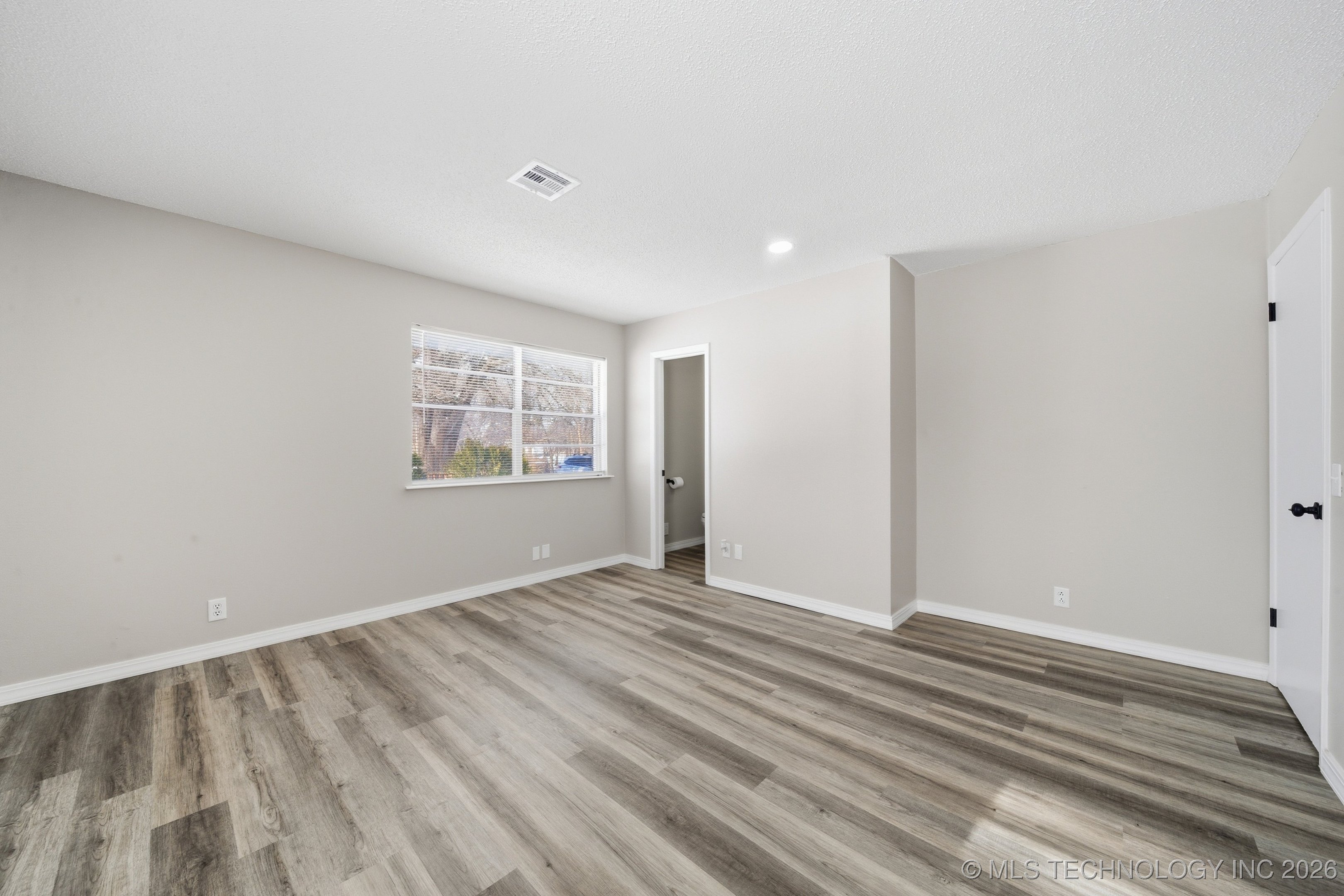 1401 N Taft Avenue Property Photo 17